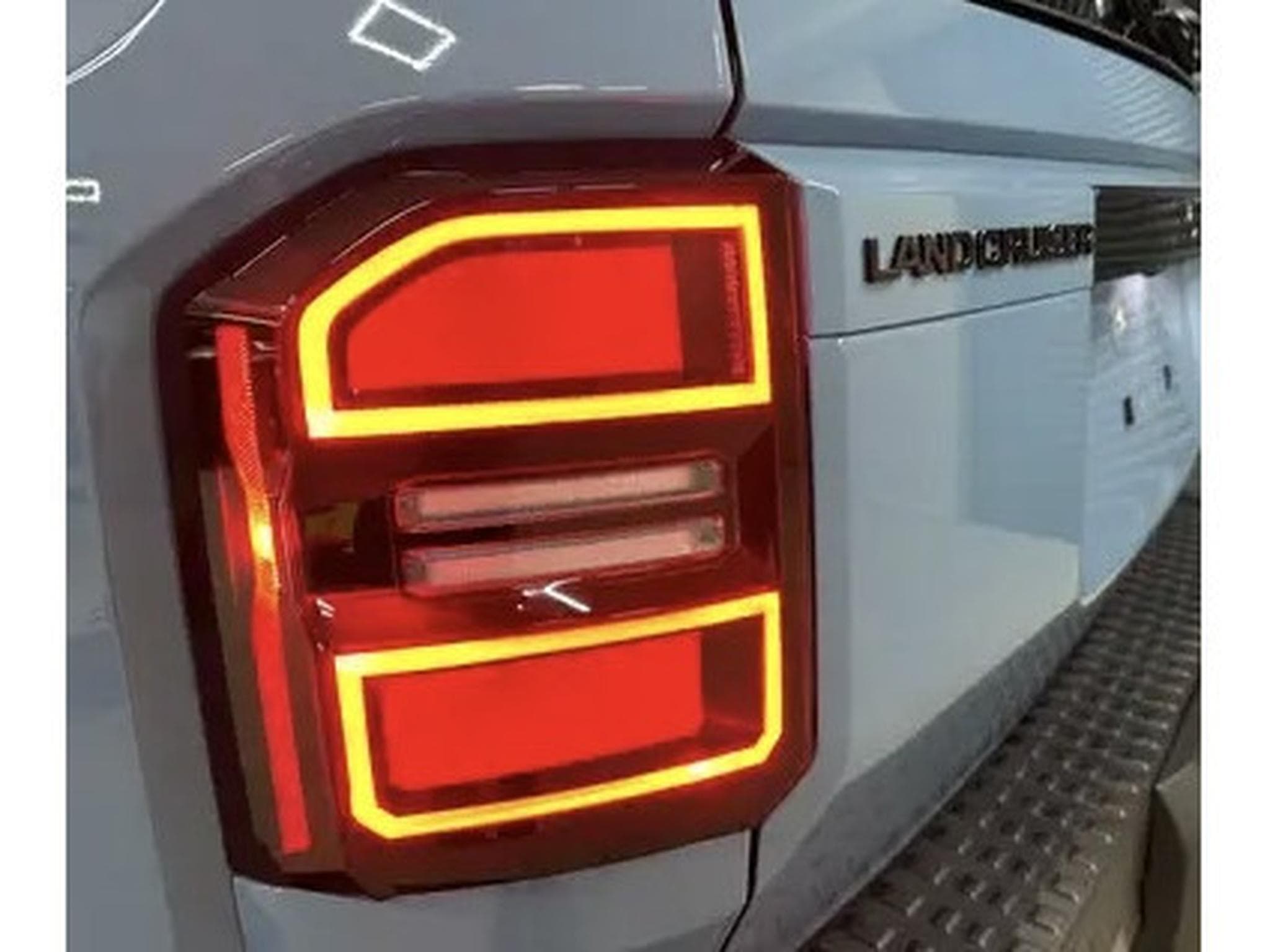 Toyota Land Cruiser HYBRID 2.4 (2026) - Foto 12