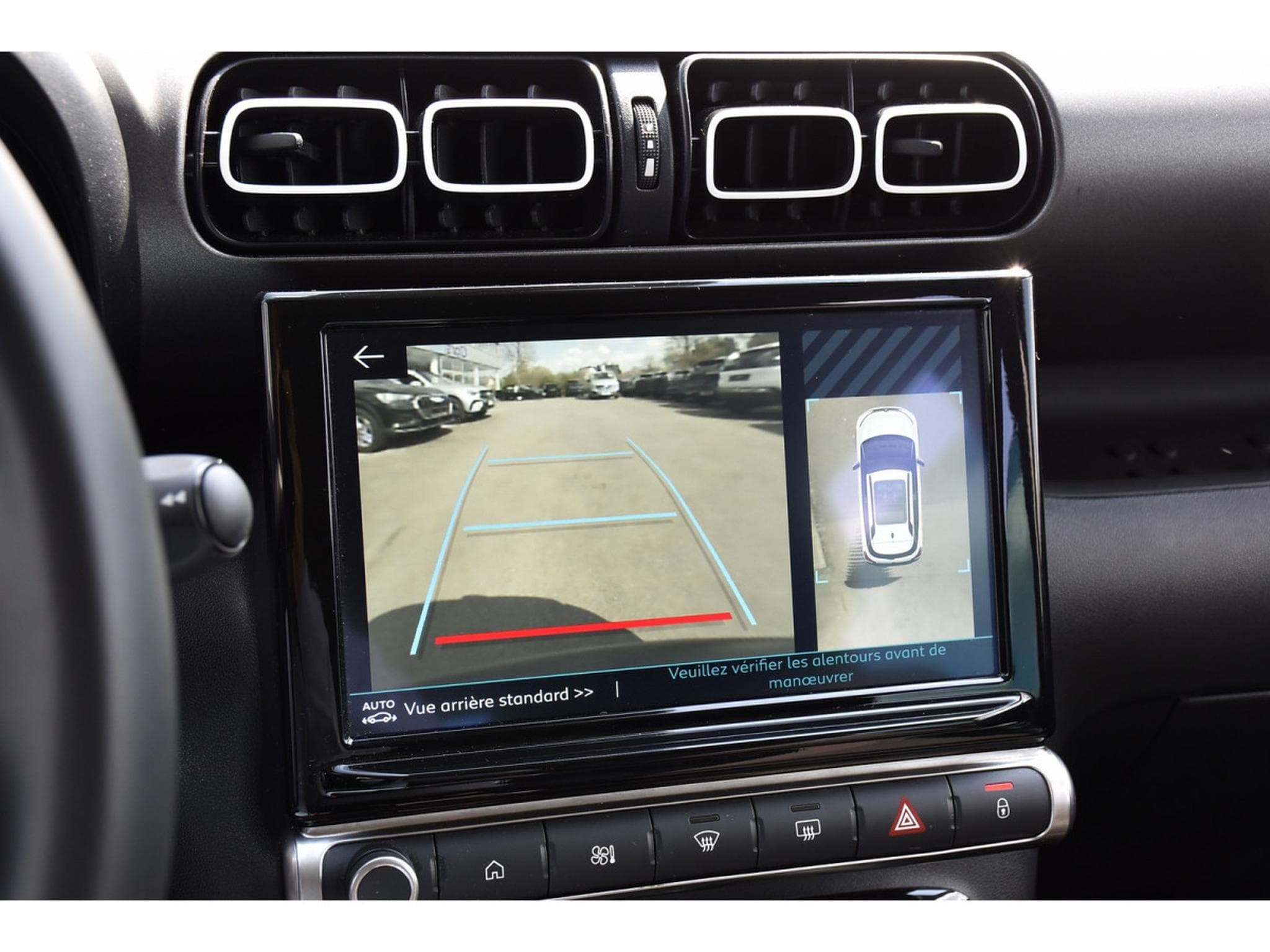 Citroën C3 Aircross 1.2 PureTech 110 MAX REGUL GPS LANE HUD GRIP CAM JA17 1°MAIN (2024) - Foto 16