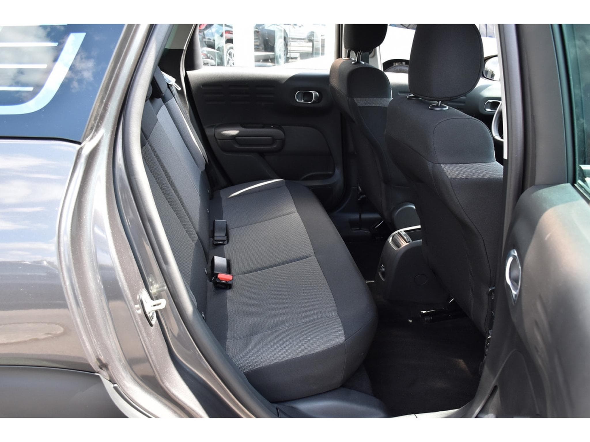 Citroën C3 Aircross 1.2 PureTech 110 MAX REGUL GPS LANE HUD GRIP CAM JA17 1°MAIN (2024) - Foto 8
