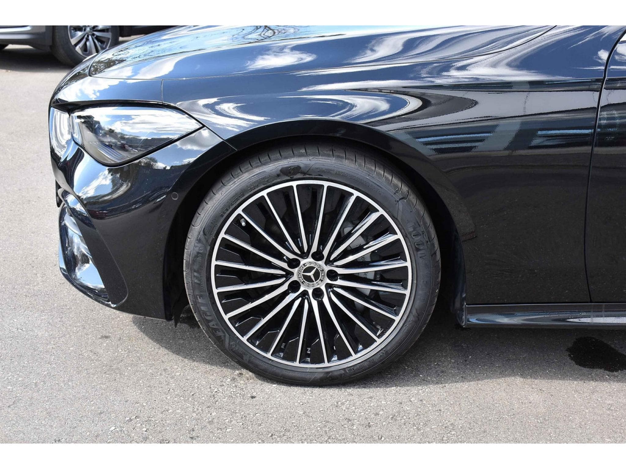Mercedes CLE 200 AMG Line 9G-Tronic MEMO SG VENT DISTR CAM360 SIDE AIRSCARF (2025) - Foto 7