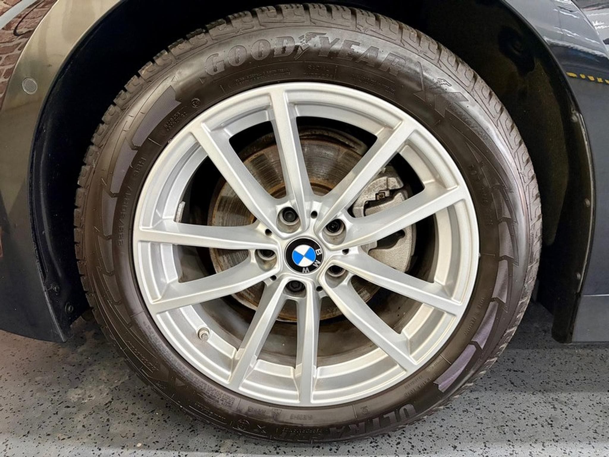 BMW 320 320dA Touring 2.0 190cv Auto xDrive M-SPORT (2025) - Photo 3