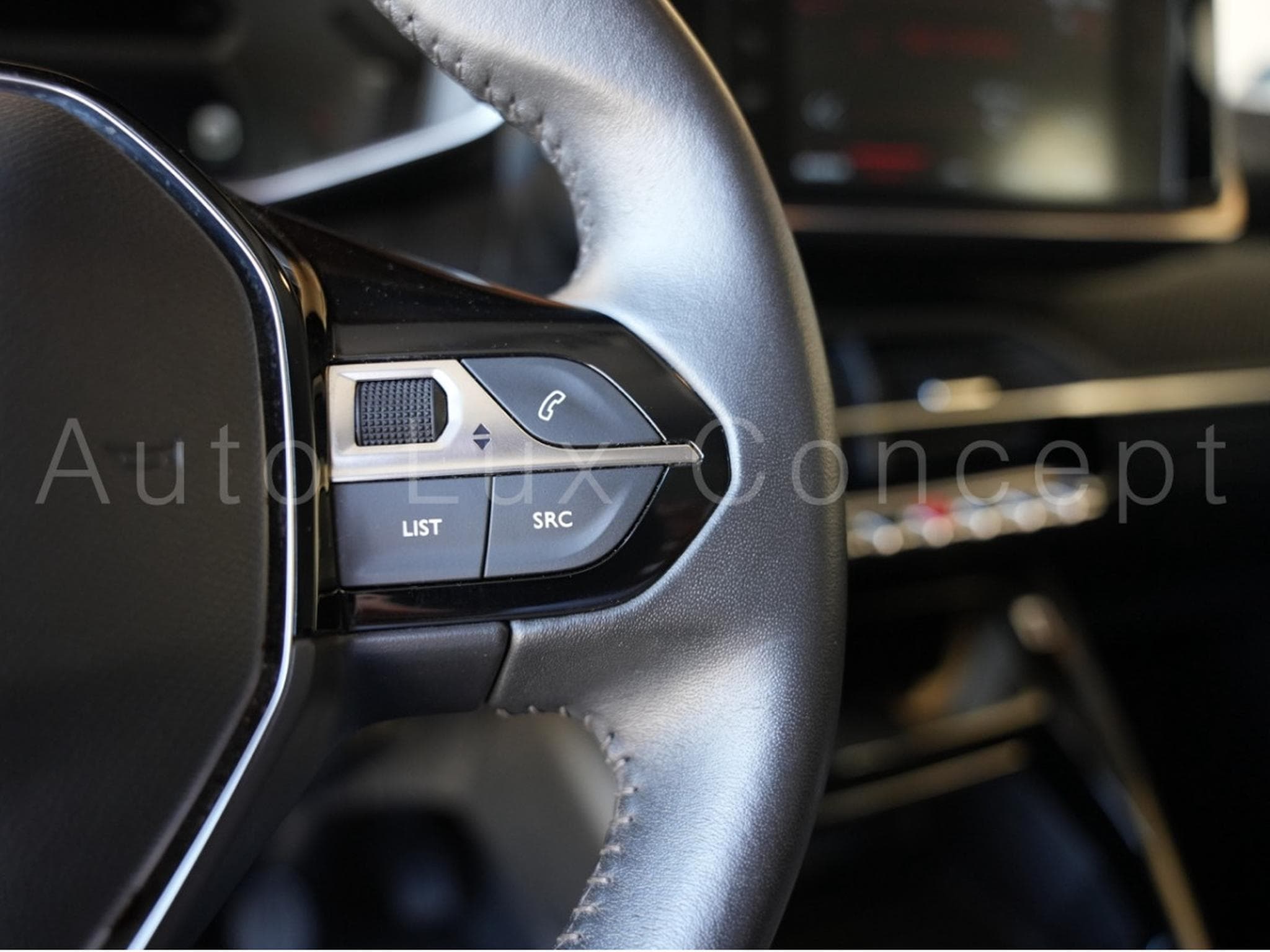 Peugeot 208 1.2 PureTech 100 S&S Allure Pack (2022) - Photo 18