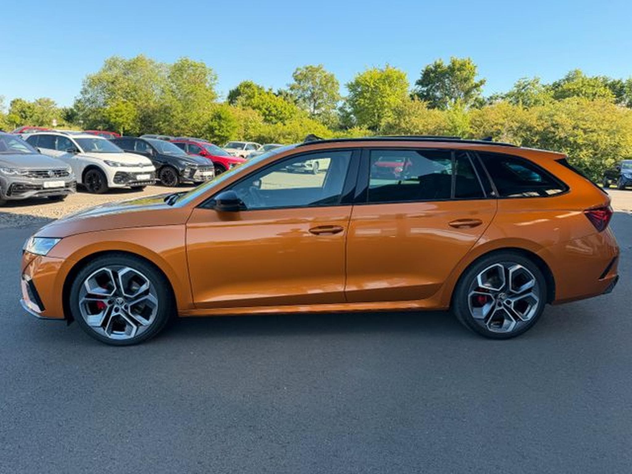 Skoda Octavia Octavia 2,0TDi Kombi RS Pano 19" AHK DCC Matrix (2023) - Photo 9