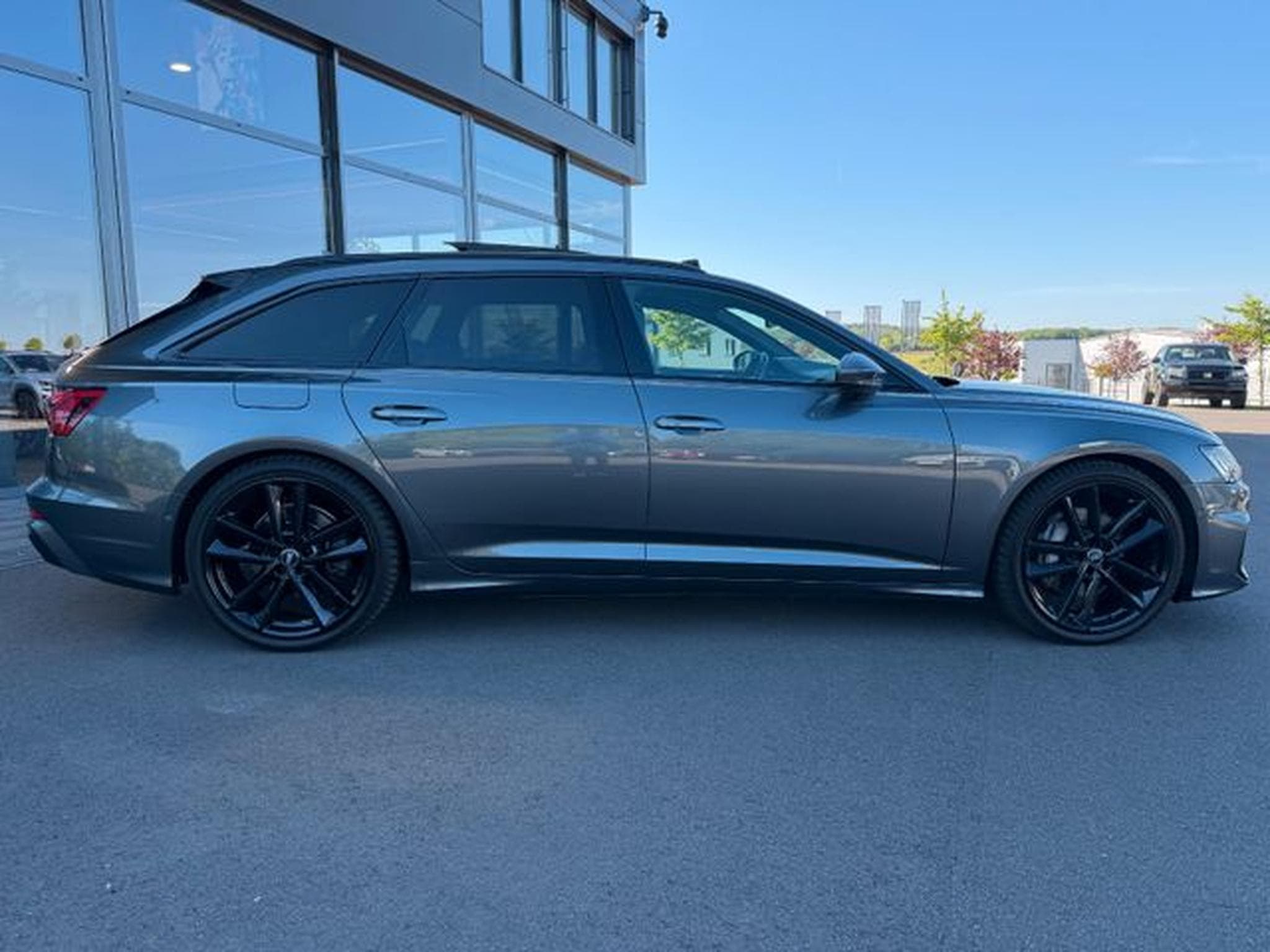 Audi A6 A6 Avant 50TDI quattro S Line Pano AHK Allradlk (2019) - Photo 5