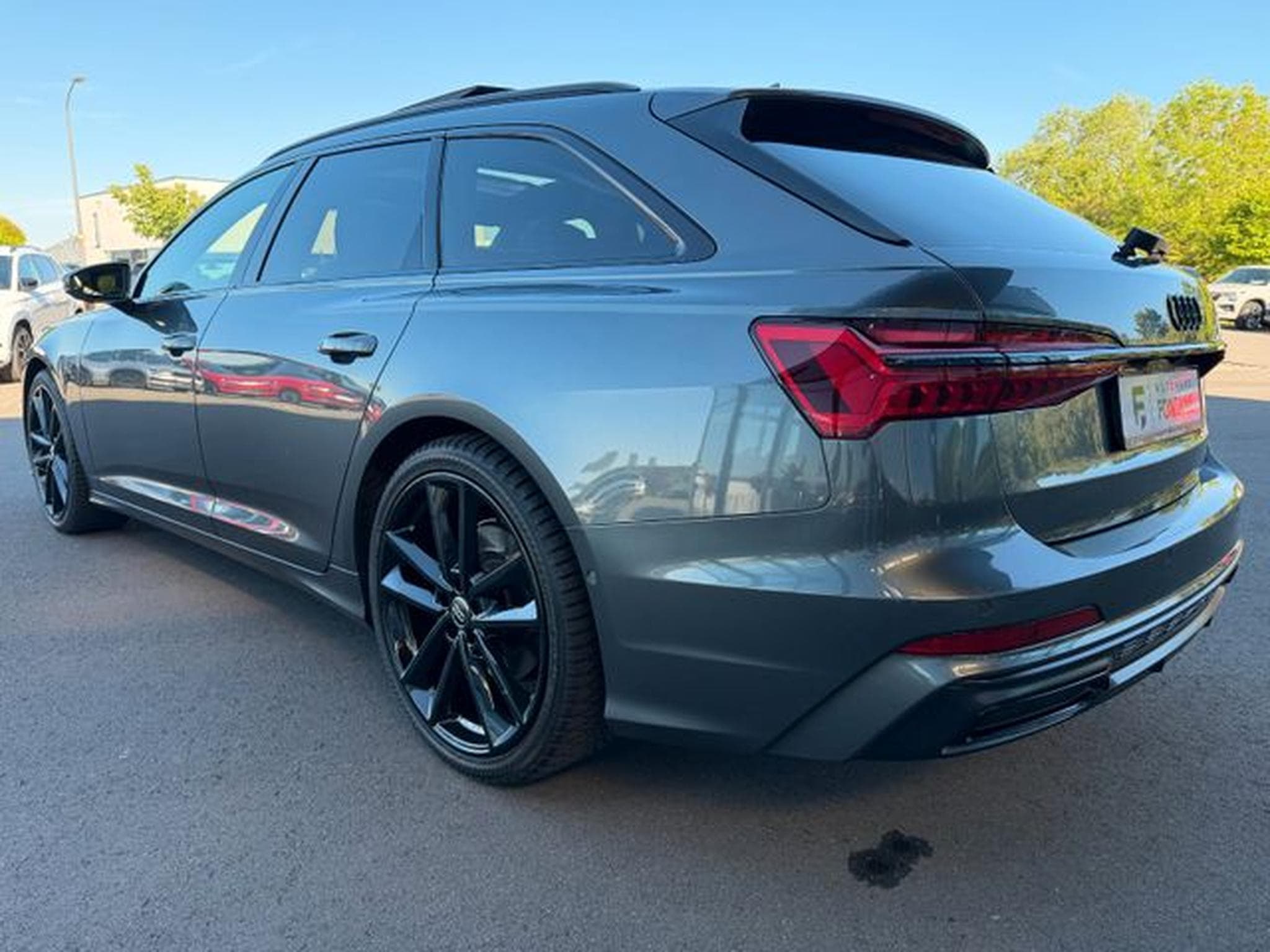Audi A6 A6 Avant 50TDI quattro S Line Pano AHK Allradlk (2019) - Photo 8