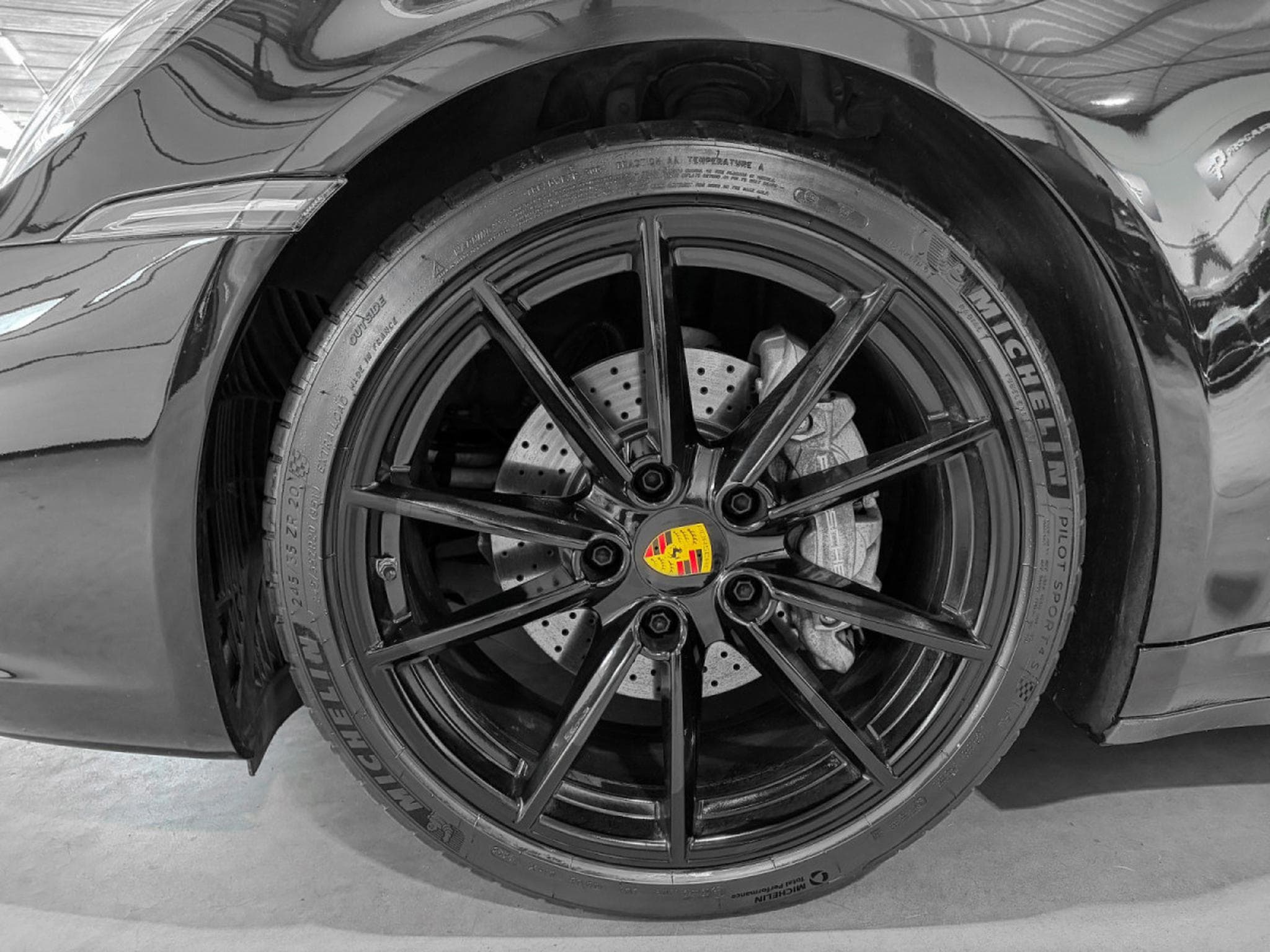 Porsche 911 992 CARRERA 2/ BOSE/ 360°/ 90L/ SPORT CHRONO (2024) - Photo 15