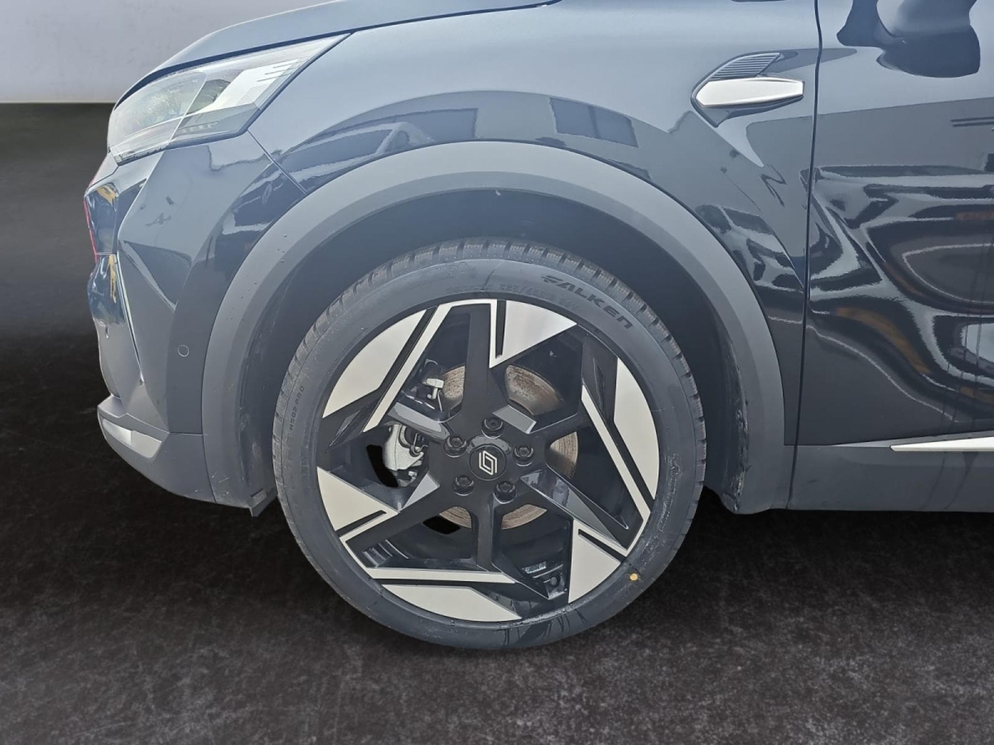 Renault Symbioz Iconic E-Tech full hybrid 145 hp (2025) - Photo 11