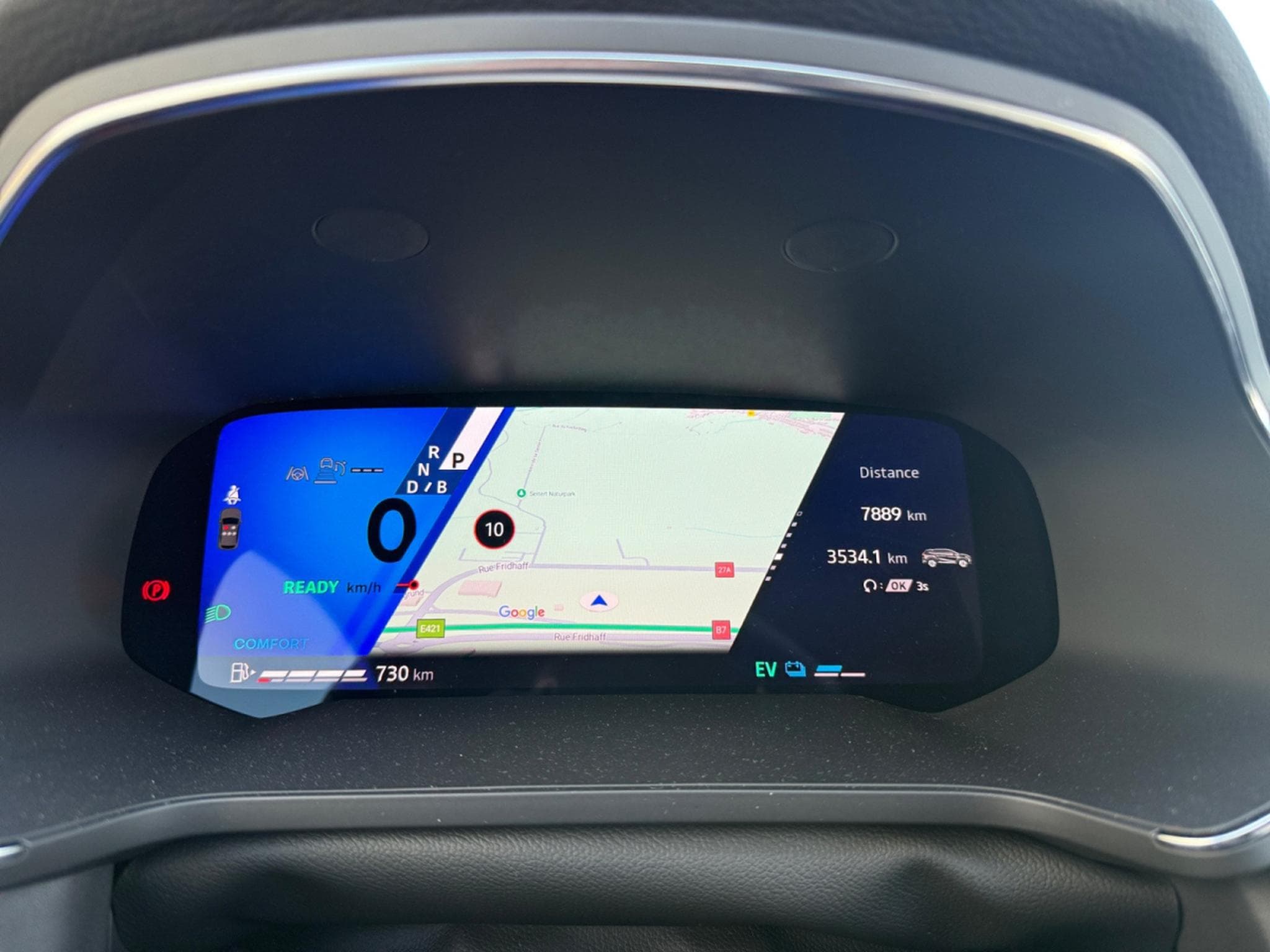 Renault Symbioz Iconic E-Tech full hybrid 145 hp (2025) - Photo 8