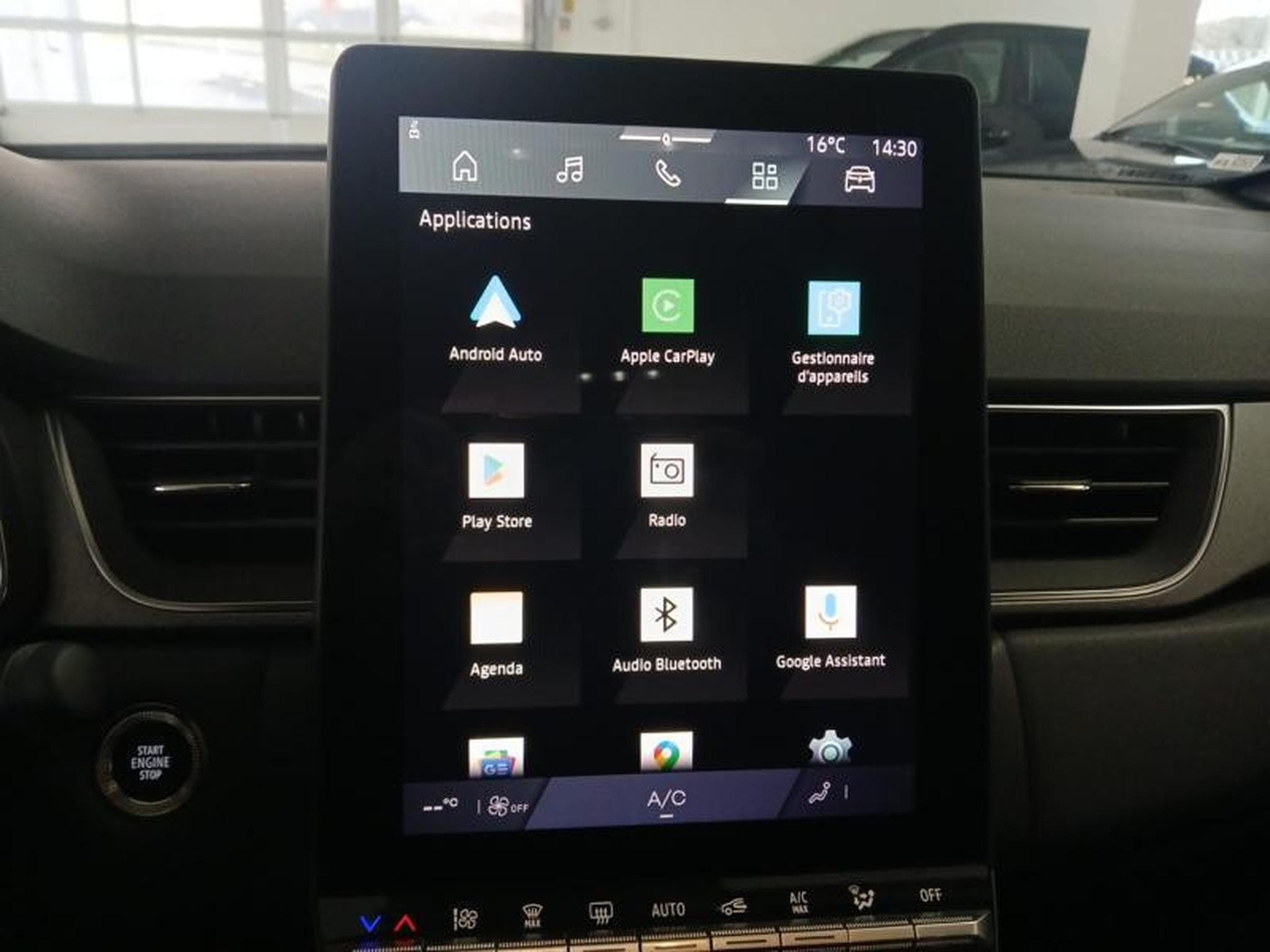Renault Symbioz 1.6 Tce E-TECH Hybrid TeChno EDC (2025) - Photo 15