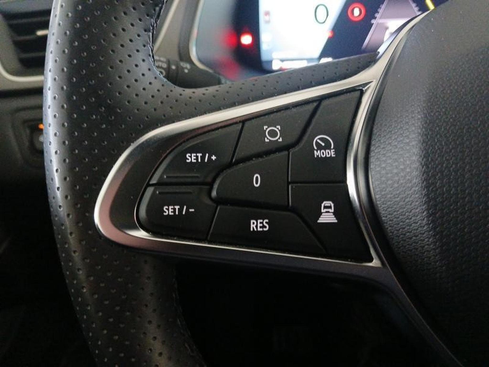 Renault Symbioz 1.6 Tce E-TECH Hybrid TeChno EDC (2025) - Photo 16