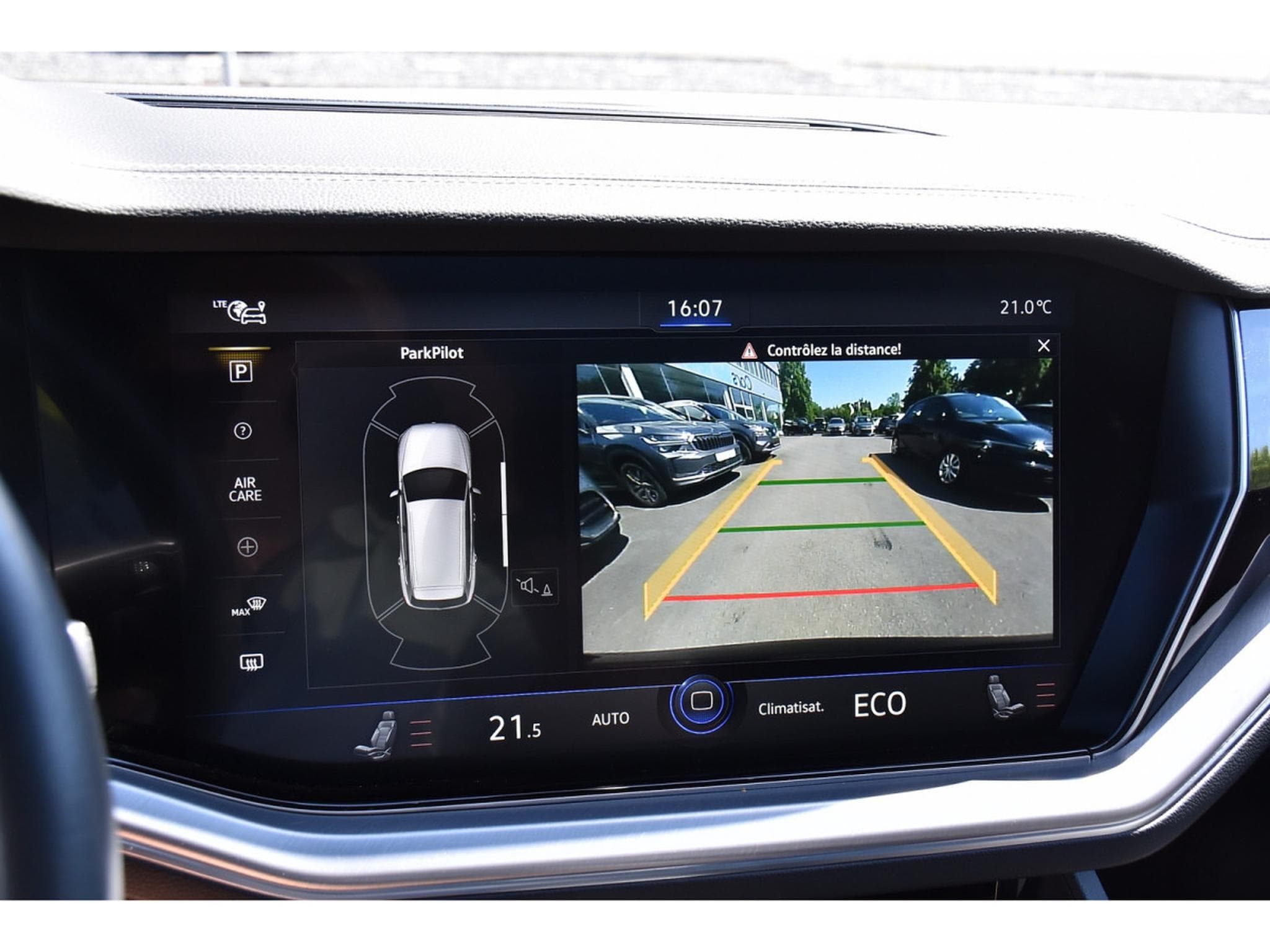 VW Touareg 3.0 TSI eHybrid PHEV 4Motion Elegance Tip. SUSP PNEU ATT RMQ (2021) - Foto 13