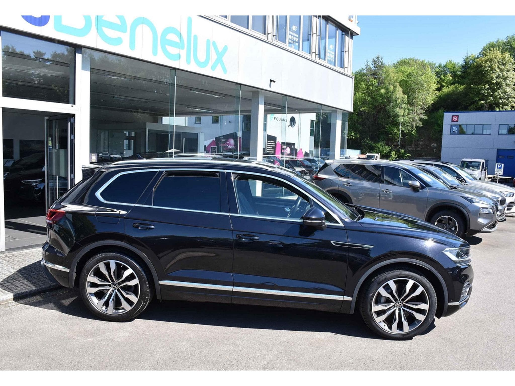 VW Touareg 3.0 TSI eHybrid PHEV 4Motion Elegance Tip. SUSP PNEU ATT RMQ (2021) - Foto 3