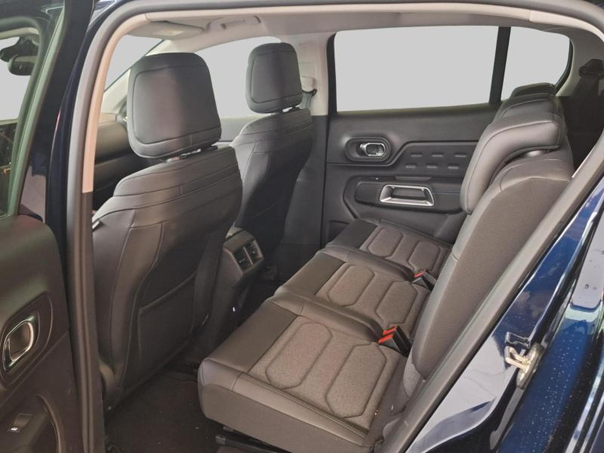 Citroen C5 Aircross Max (2025) - Photo 12