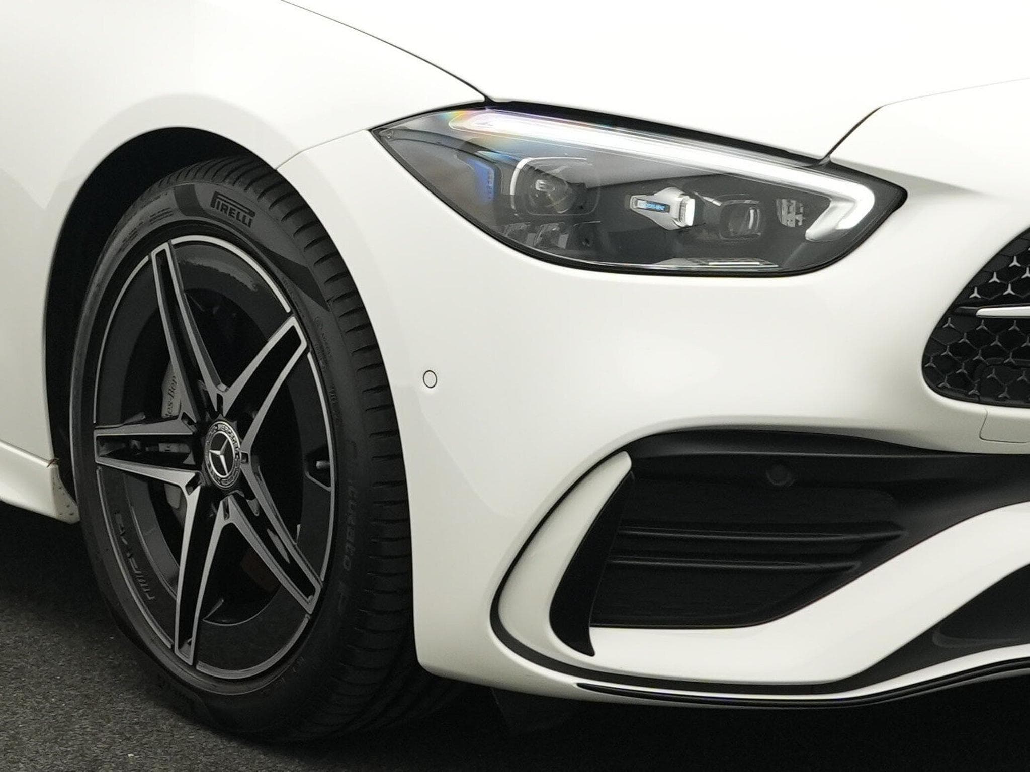 Mercedes C 300 d T AMG-Line Digital+360°+Night+Distr+18" (2025) - Foto 7