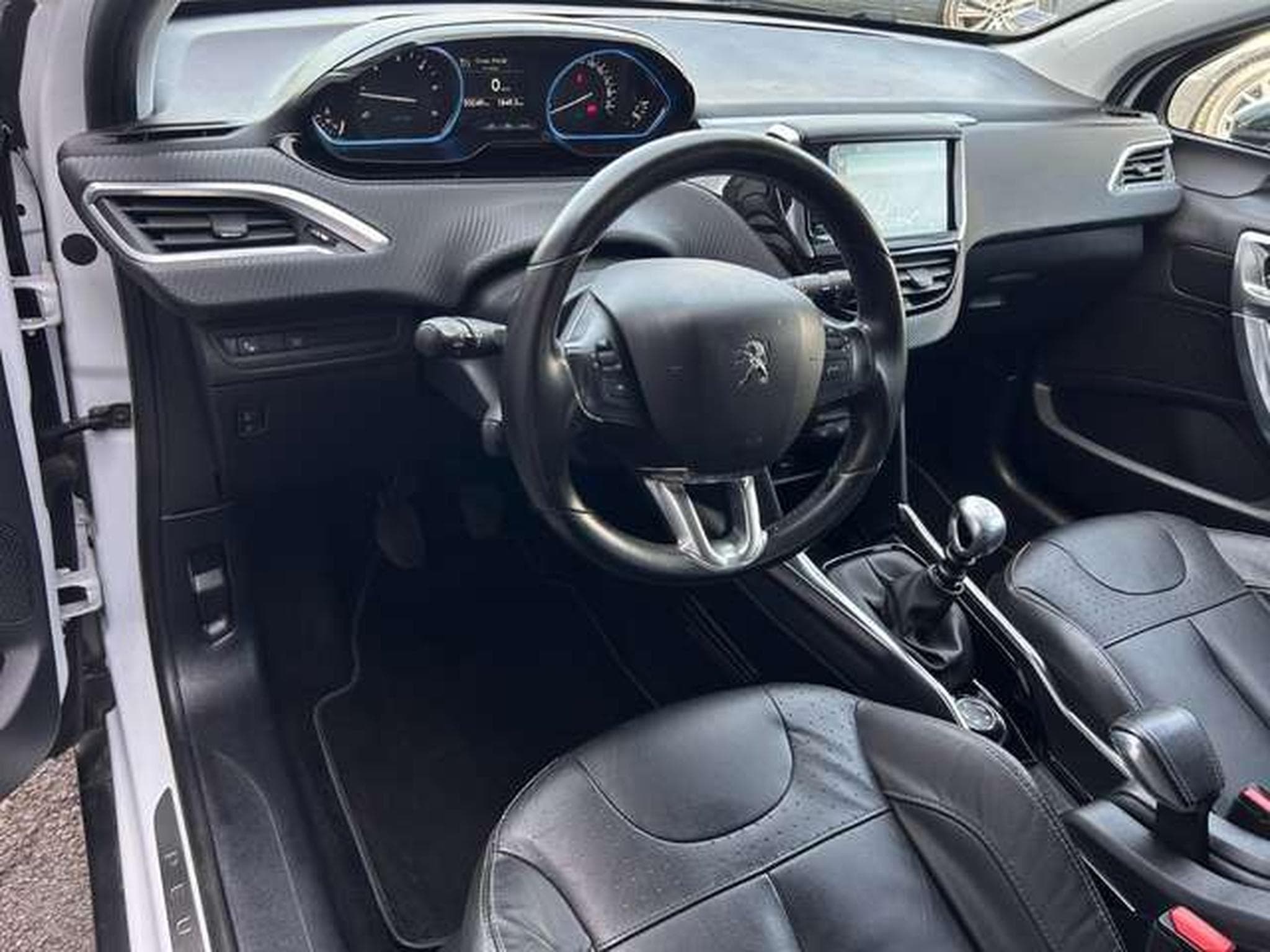 Peugeot 2008 1.6 120 (2015) - Foto 12