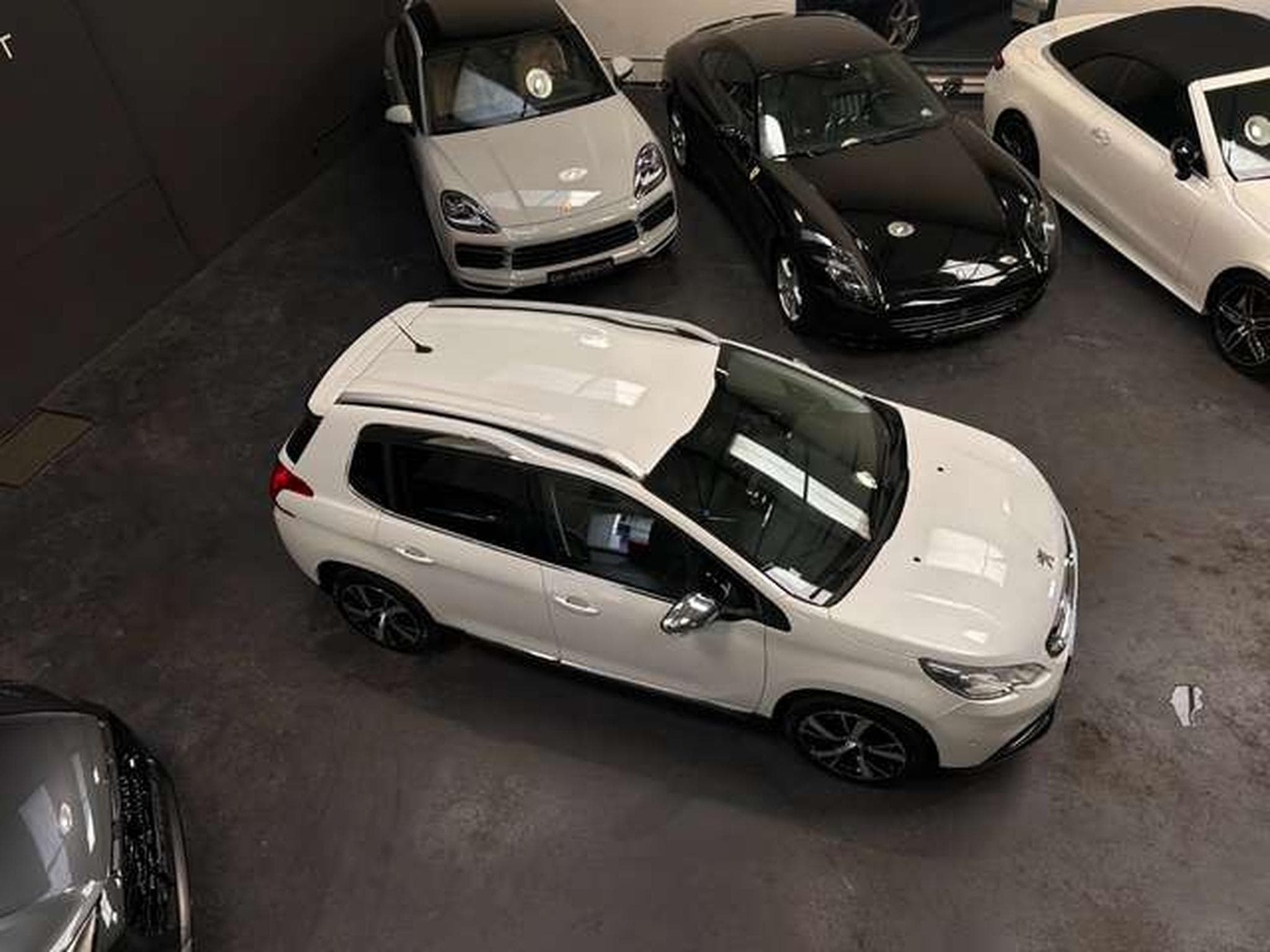 Peugeot 2008 1.6 120 (2015) - Foto 2