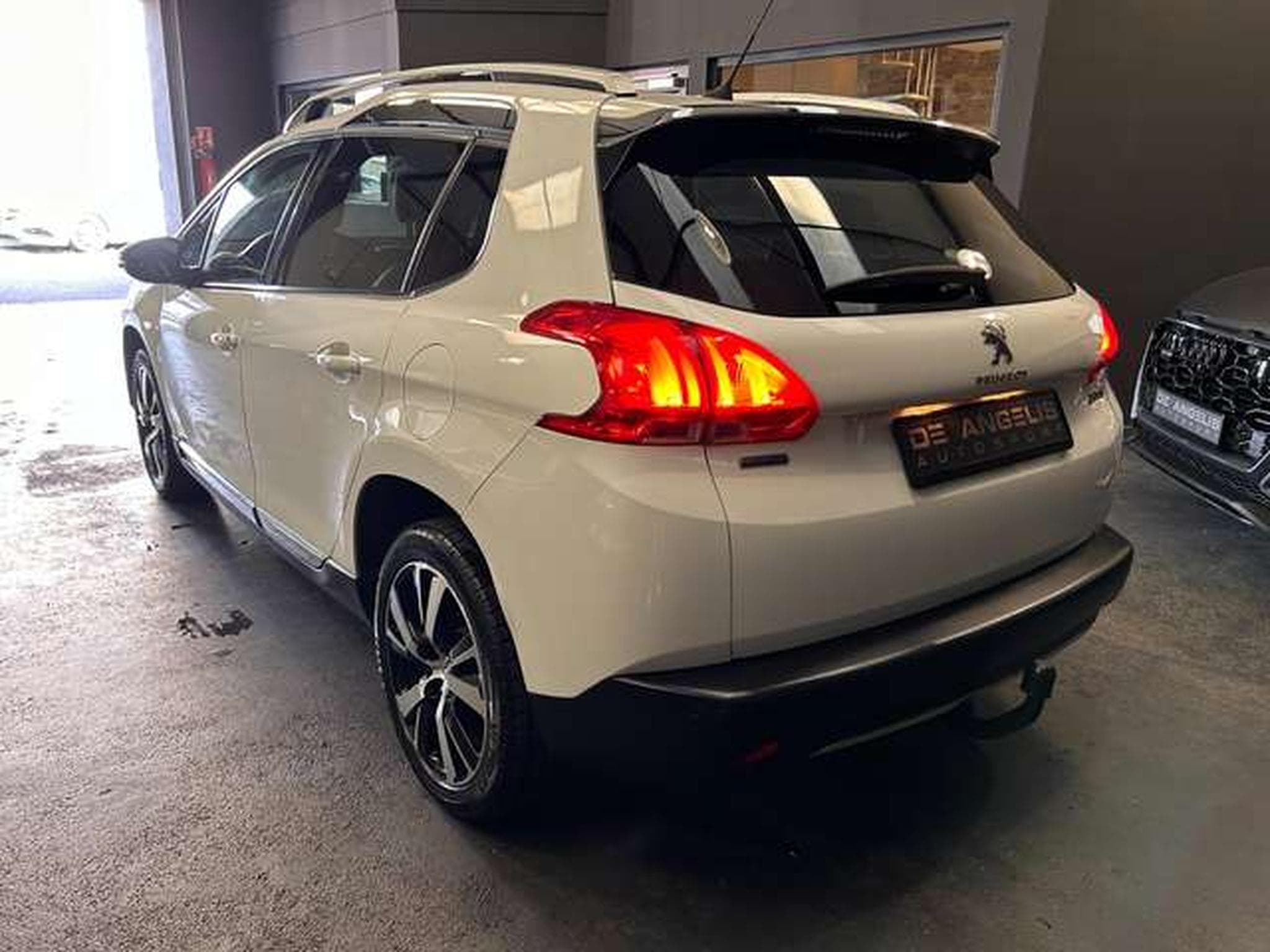 Peugeot 2008 1.6 120 (2015) - Foto 6