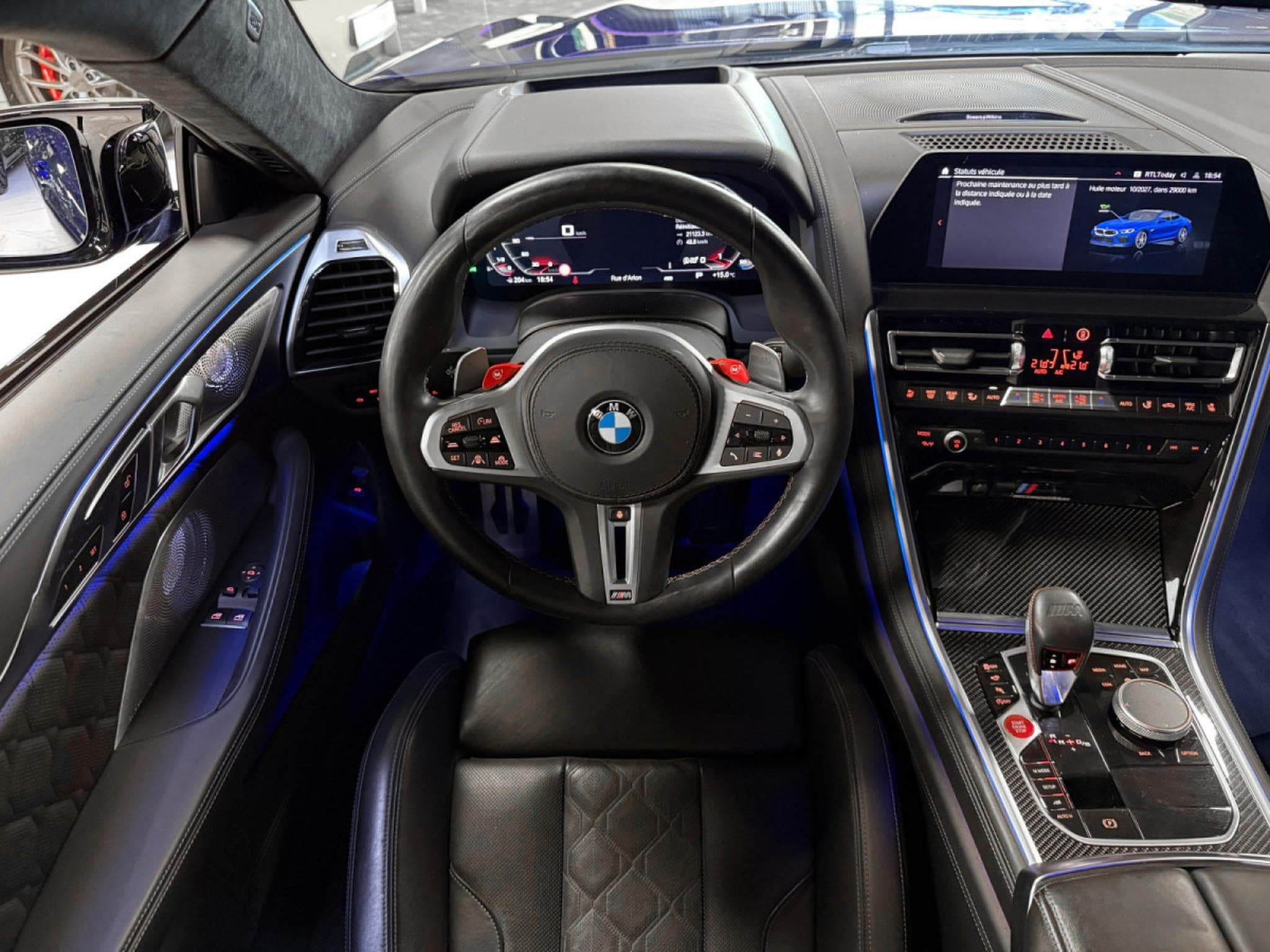 BMW M8 Competition xDrive Coupe (2021) - Foto 13