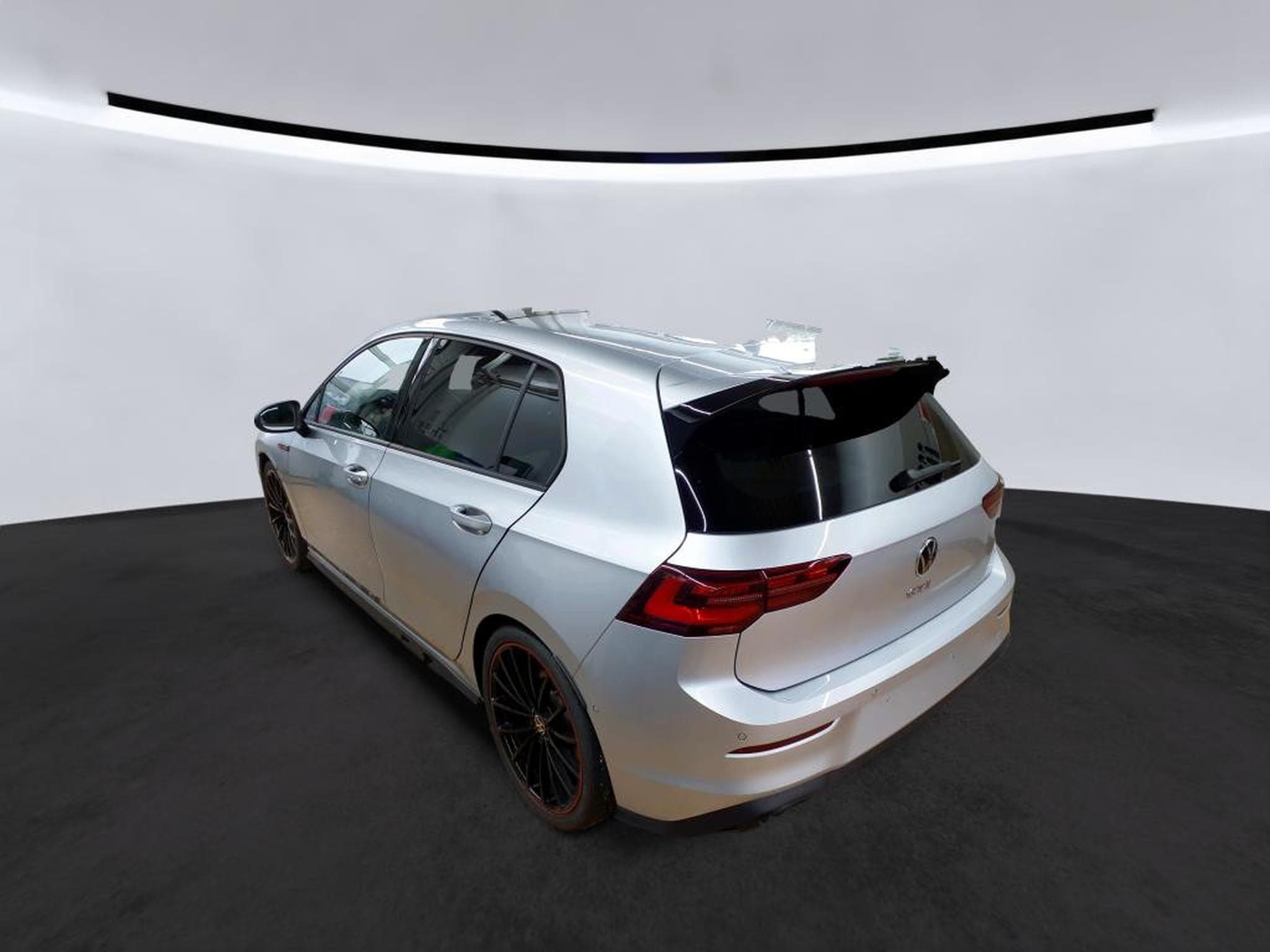VW Golf GTI Clubsport 2.0 TSI 300 CV DSG7 *DCC* PACK PERF* MATRIX *P (2024) - Foto 4