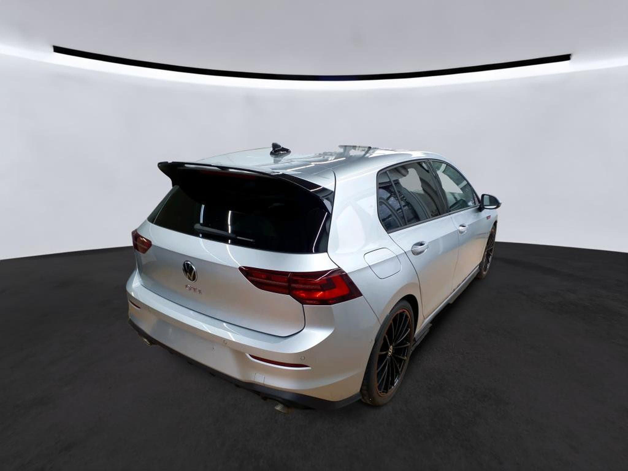 VW Golf GTI Clubsport 2.0 TSI 300 CV DSG7 *DCC* PACK PERF* MATRIX *P (2024) - Foto 5