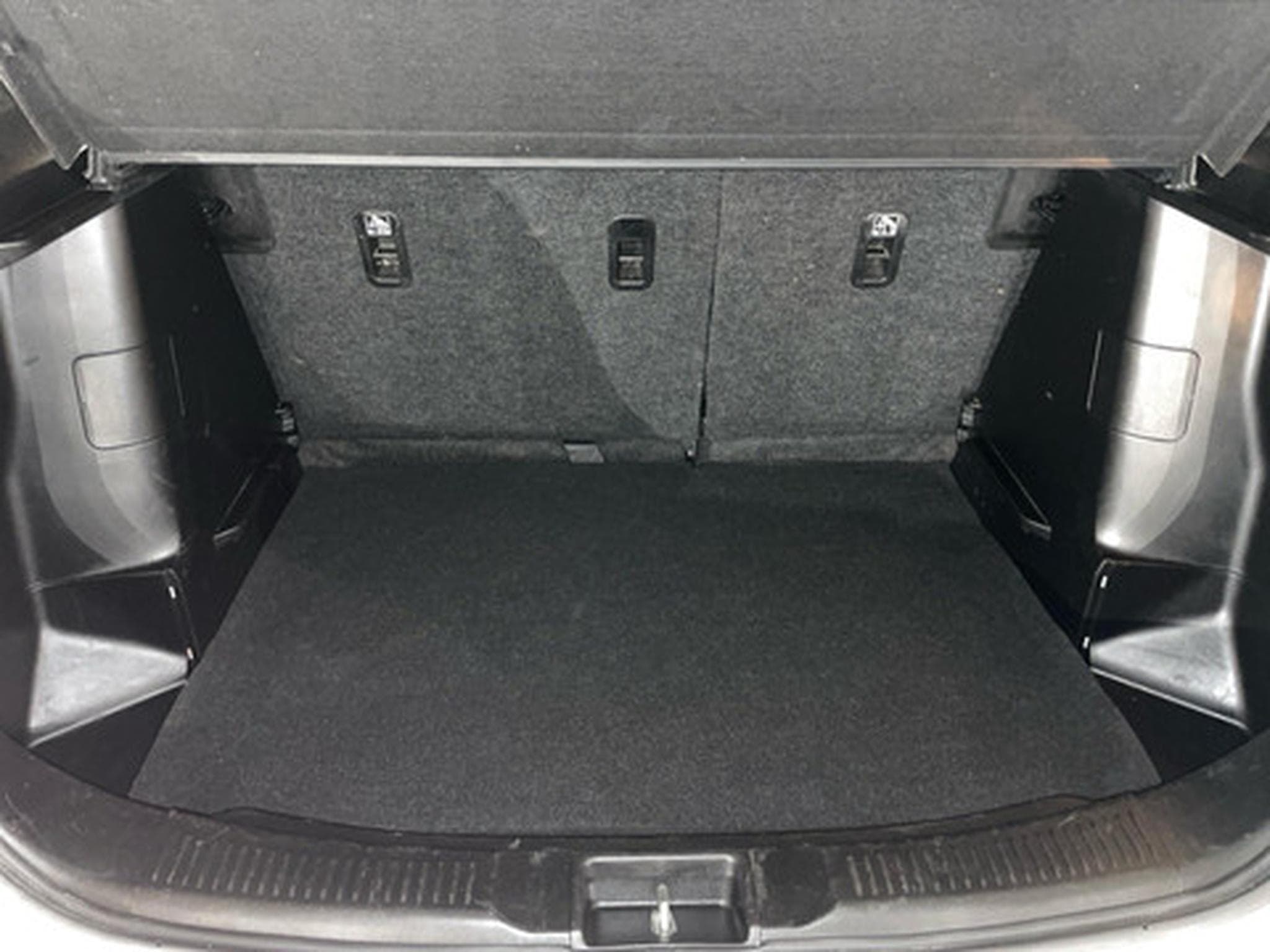 Suzuki S-Cross 1.4 GLX (2018) - Photo 12