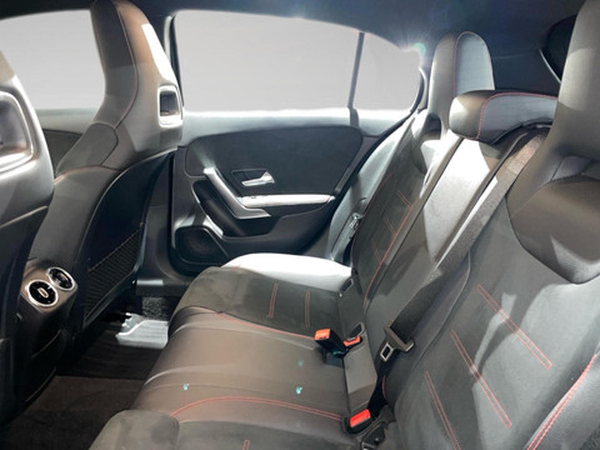 Mercedes A 200 A d (2020) - Photo 11