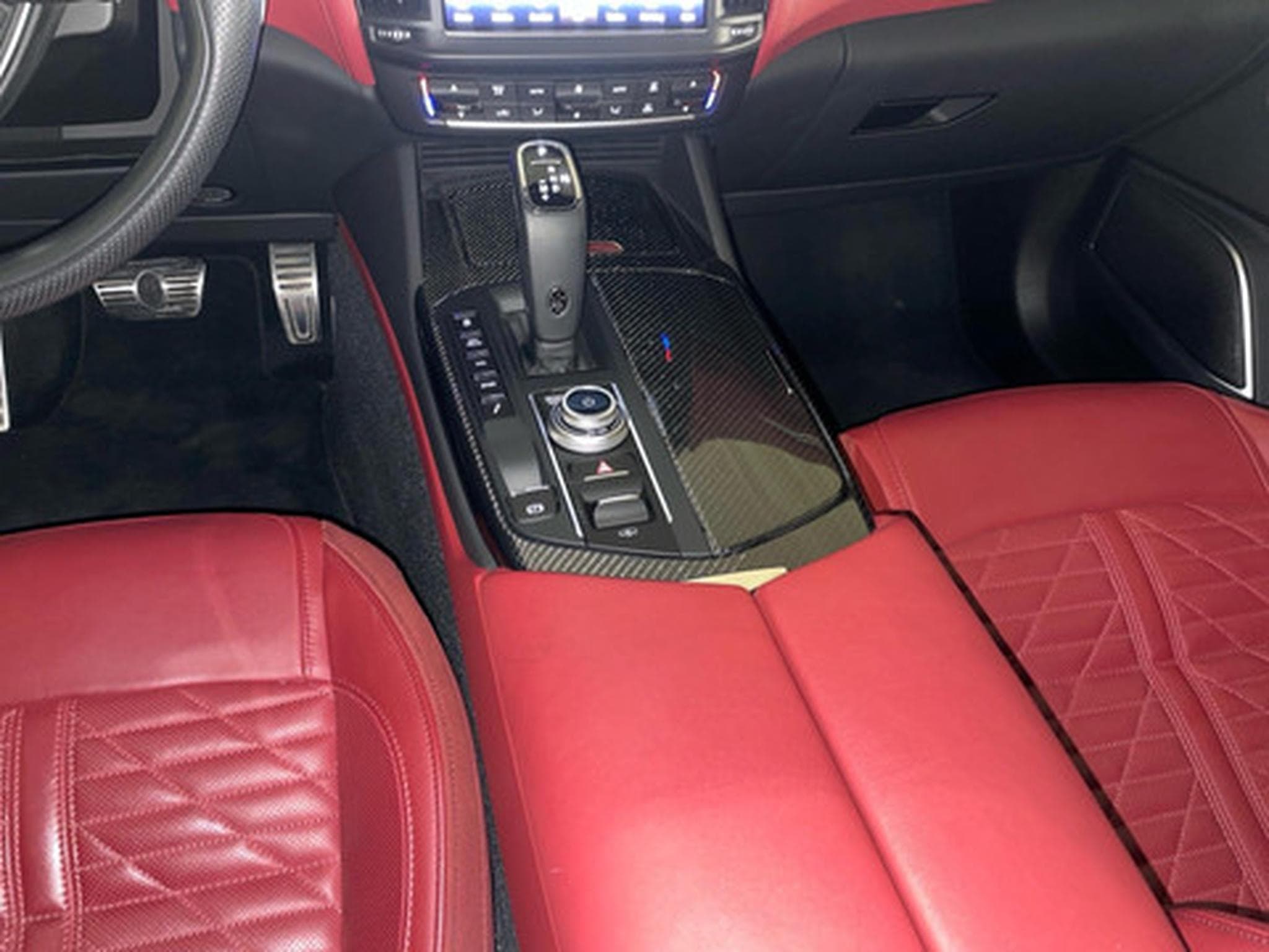 Maserati Levante 3.0 V6 Modena S Aut. 4x4 (2022) - Photo 10
