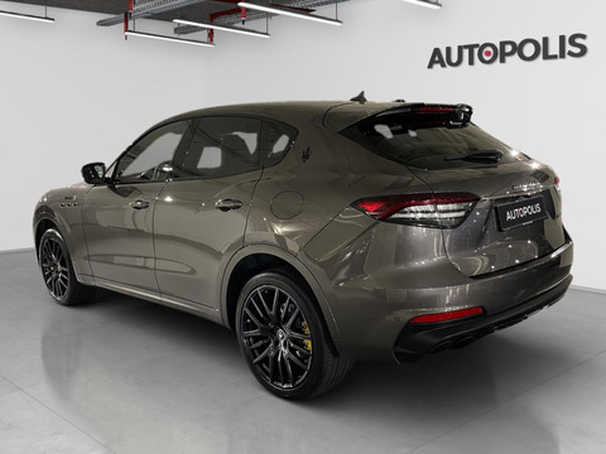 Maserati Levante 3.0 V6 Modena S Aut. 4x4 (2022) - Photo 15