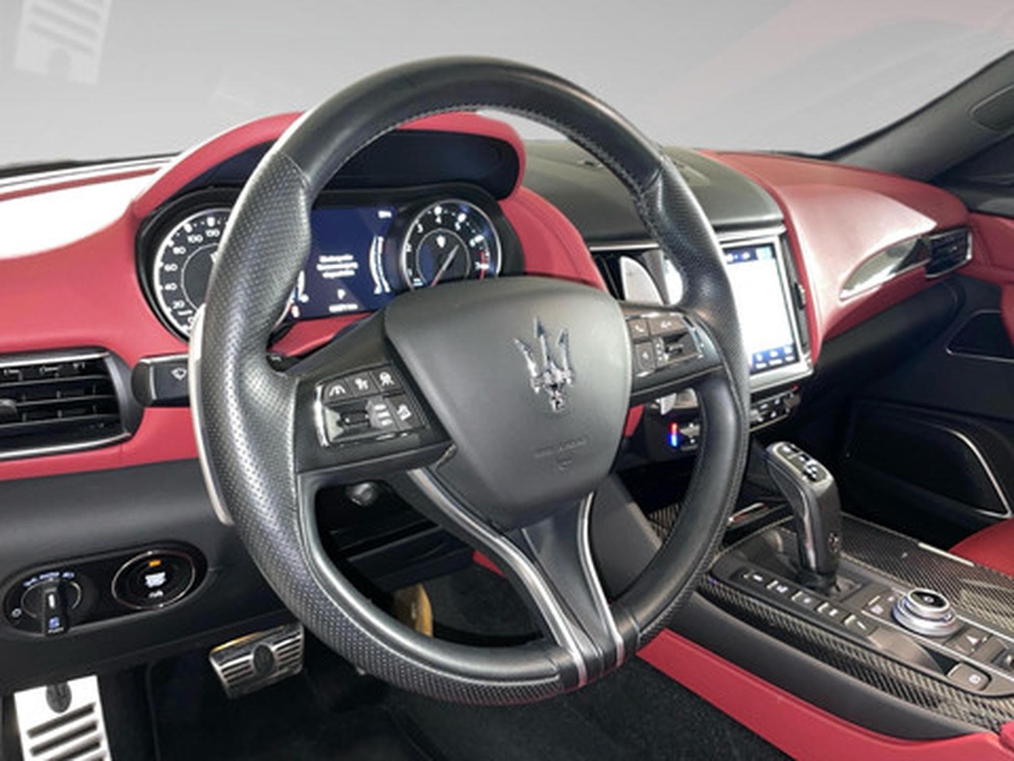 Maserati Levante 3.0 V6 Modena S Aut. 4x4 (2022) - Photo 8