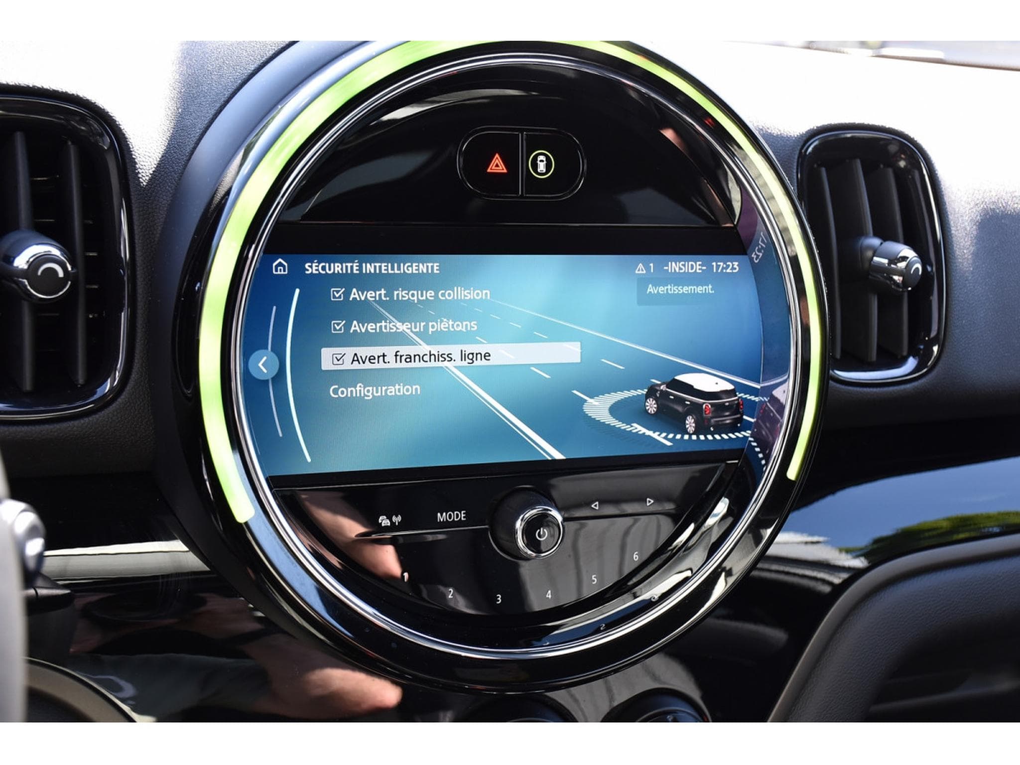 Mini Countryman Cooper S 2.0 iA All4 PANO CUIR MEMO ACC LANE CAM PARK 1° MAI (2023) - Photo 14