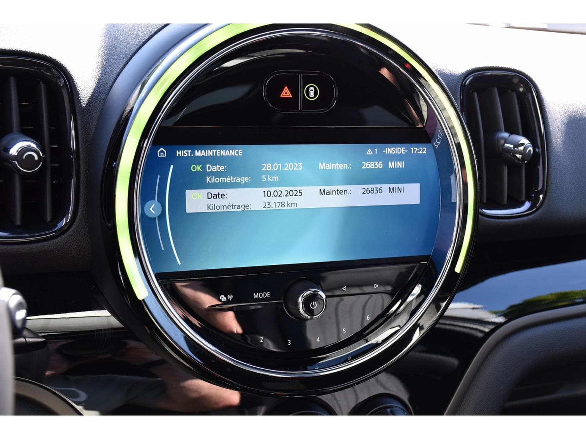 Mini Countryman Cooper S 2.0 iA All4 PANO CUIR MEMO ACC LANE CAM PARK 1° MAI (2023) - Photo 15