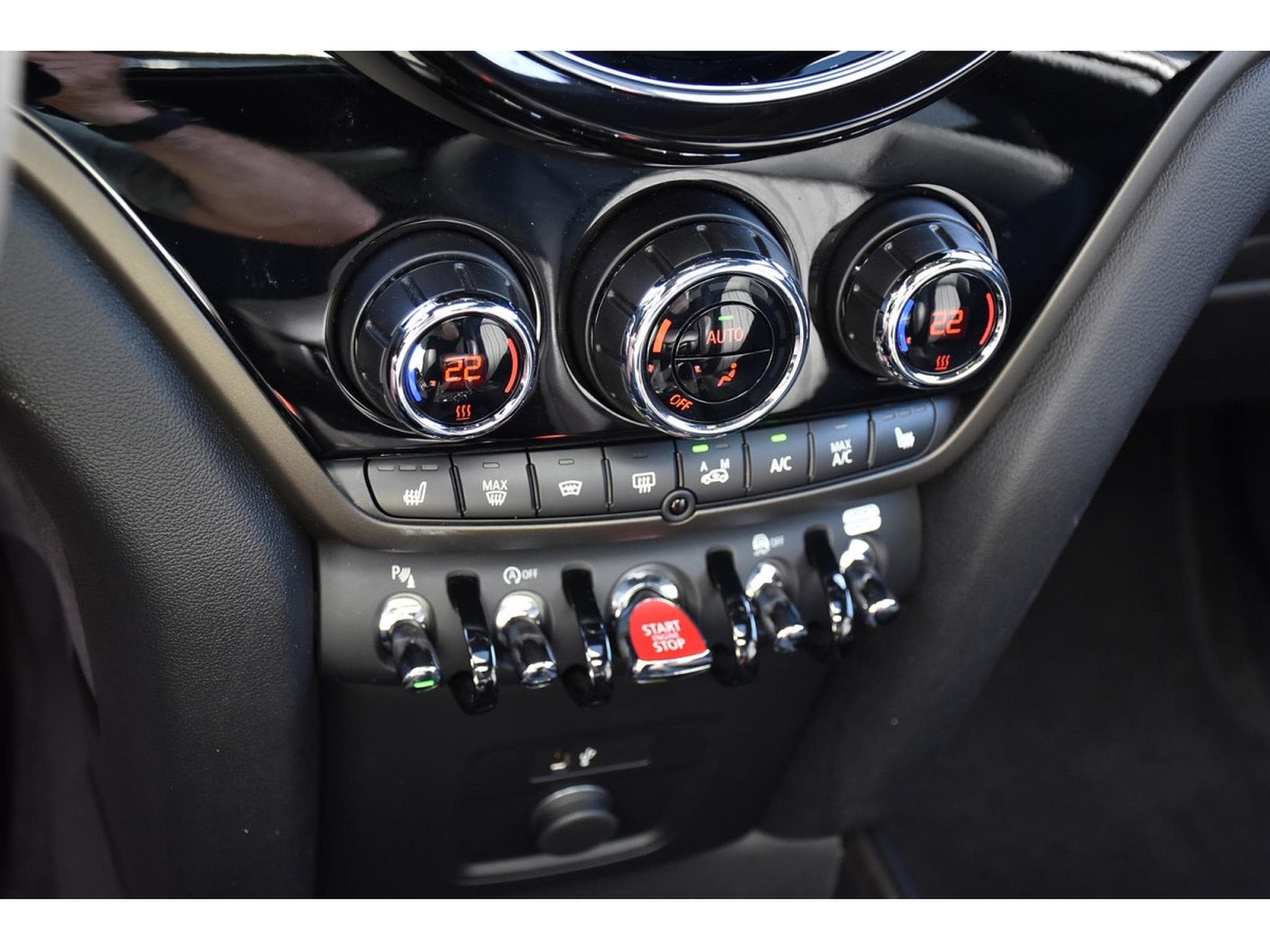 Mini Countryman Cooper S 2.0 iA All4 PANO CUIR MEMO ACC LANE CAM PARK 1° MAI (2023) - Photo 18