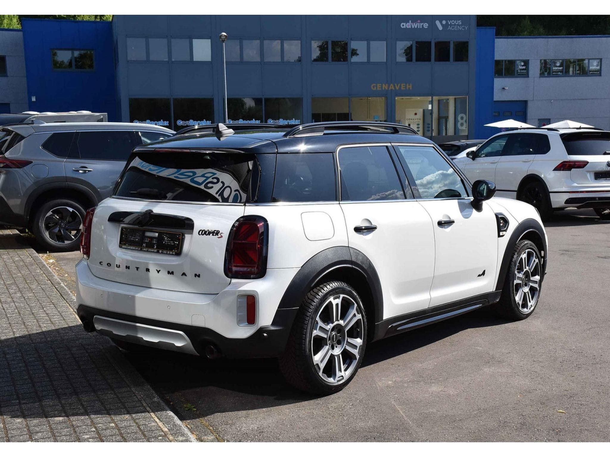 Mini Countryman Cooper S 2.0 iA All4 PANO CUIR MEMO ACC LANE CAM PARK 1° MAI (2023) - Photo 4