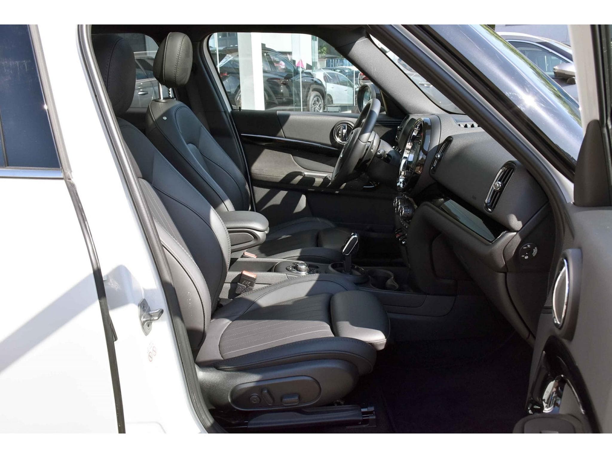 Mini Countryman Cooper S 2.0 iA All4 PANO CUIR MEMO ACC LANE CAM PARK 1° MAI (2023) - Photo 7