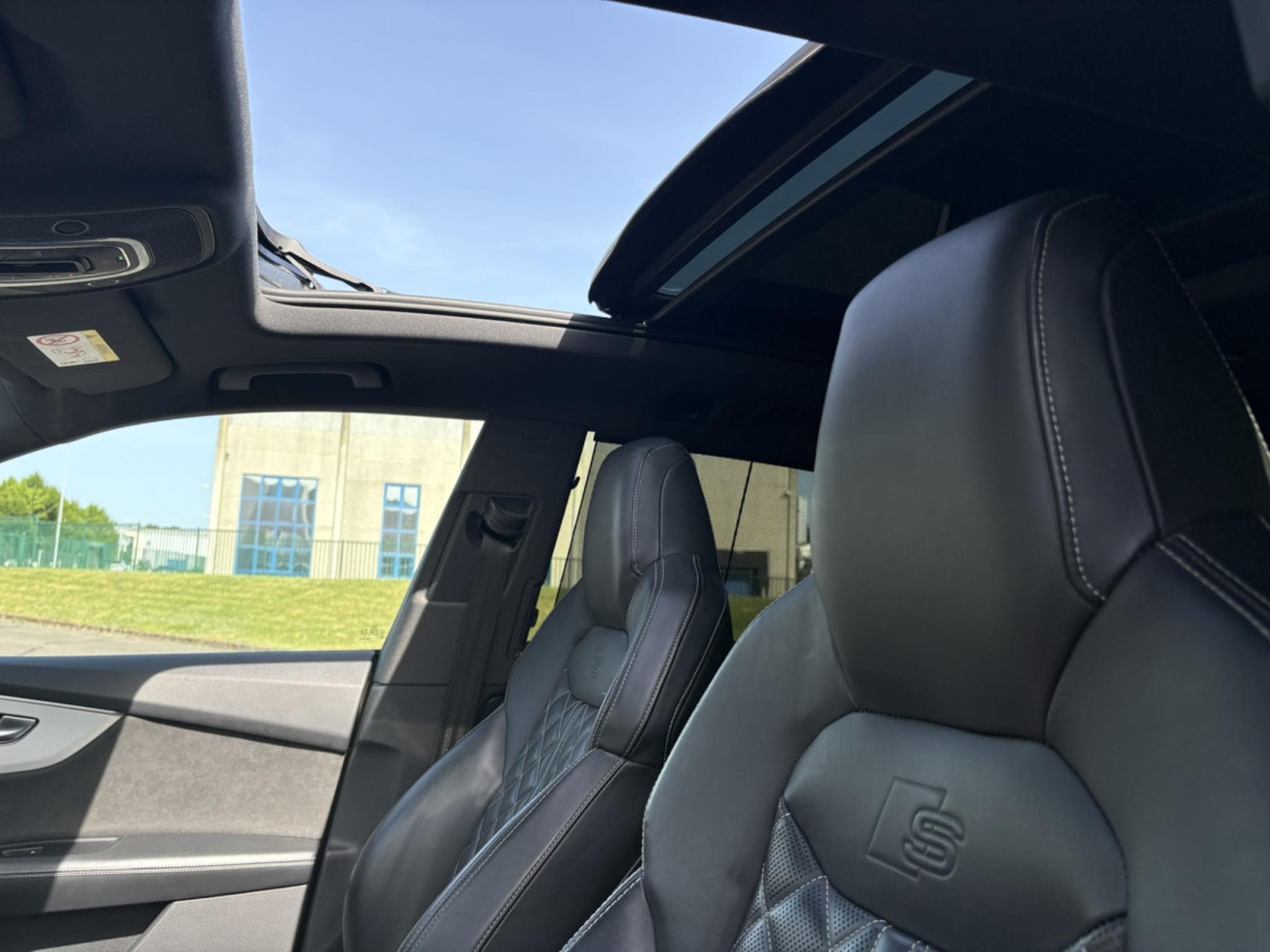 Audi SQ8 TDI - B&O 3D - Toit Pano - Matrix LED - Suspension Advanced (2020) - Photo 15