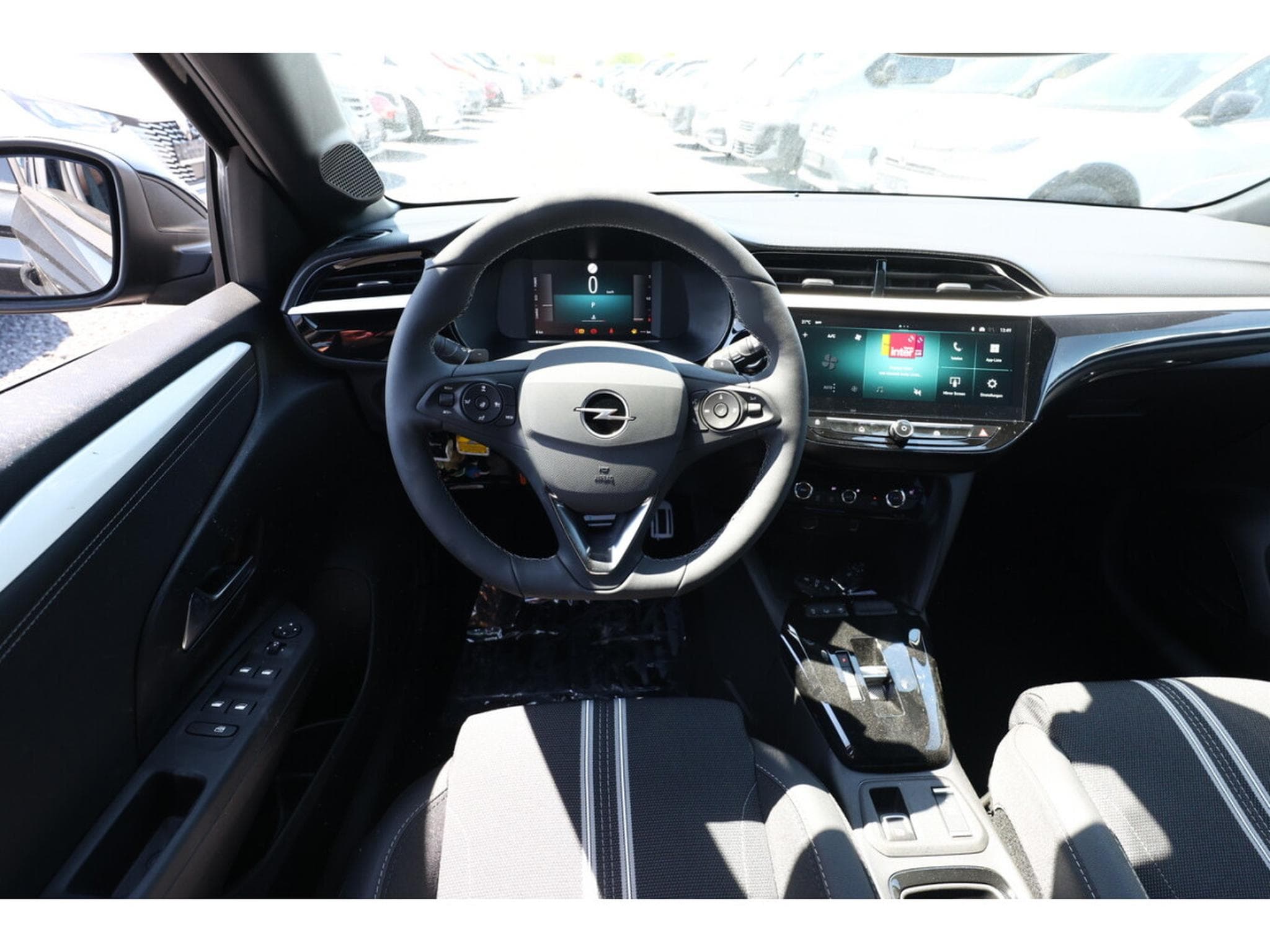 Opel Corsa 1.2 Hybride 145 e-DC6 (2025) - Photo 6