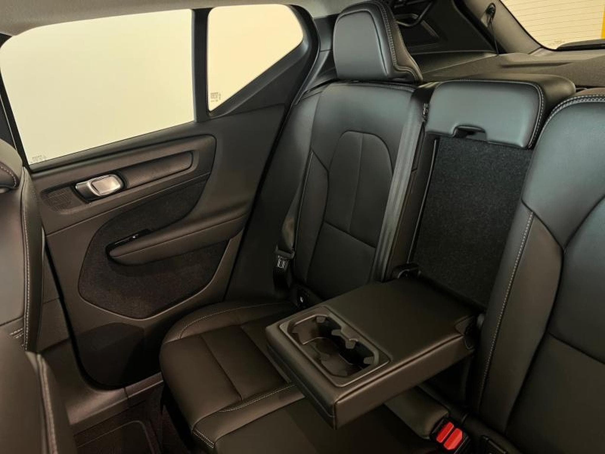 Volvo XC40 Inscription (2021) - Photo 18