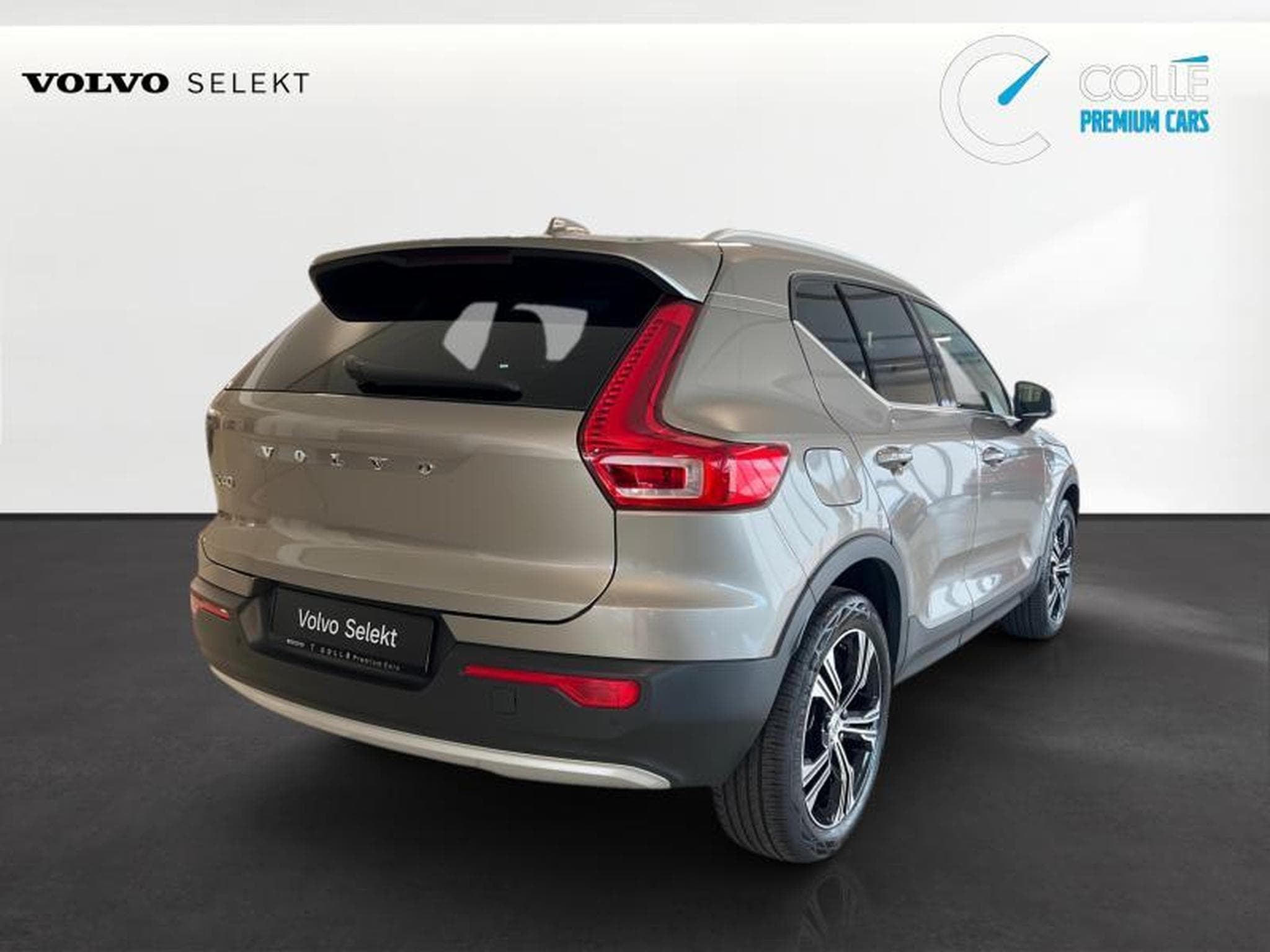 Volvo XC40 Inscription (2021) - Photo 4