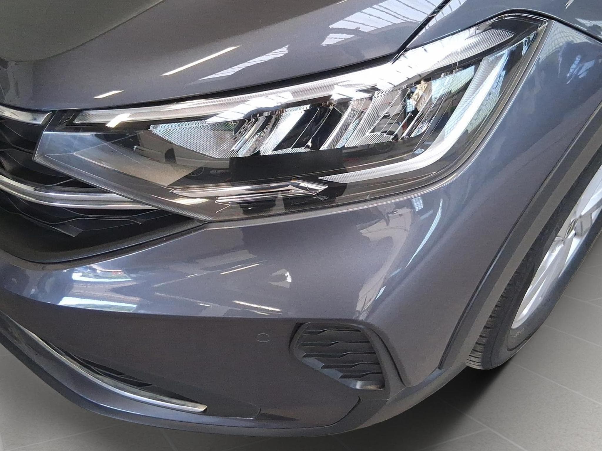 VW Taigo Life+DSG+IQ-Drive+Navi+RearView (2023) - Foto 17