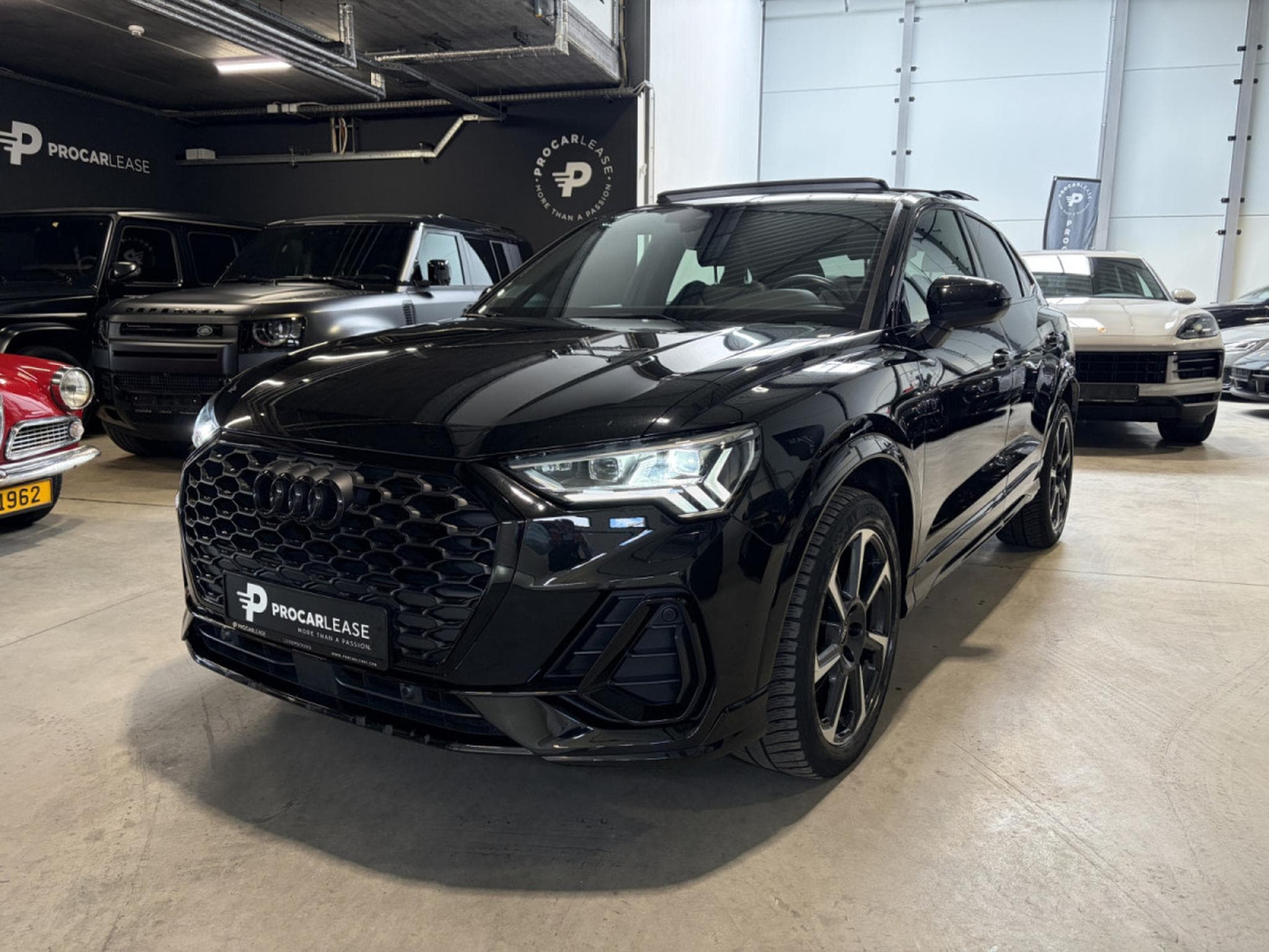 Audi Q3 Q3 Sportback 40 TFSI quattro S line (2021) - Photo 1