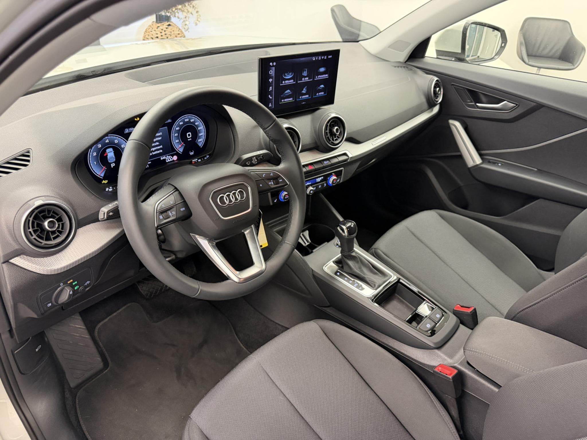 Audi Q2 advanced 35 TFSI 150 CV / 110kW S tronic (2025) - Photo 4