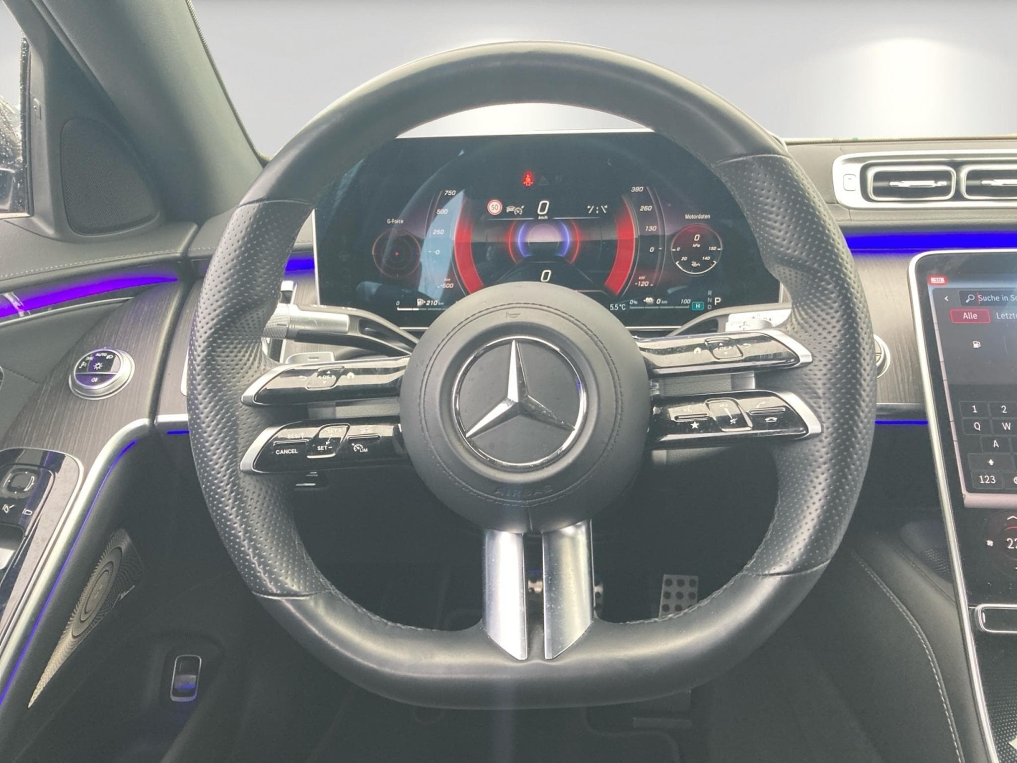 Mercedes S 580 580 e AMG Line Lang Energizing + Chauffeur (2024) - Photo 13