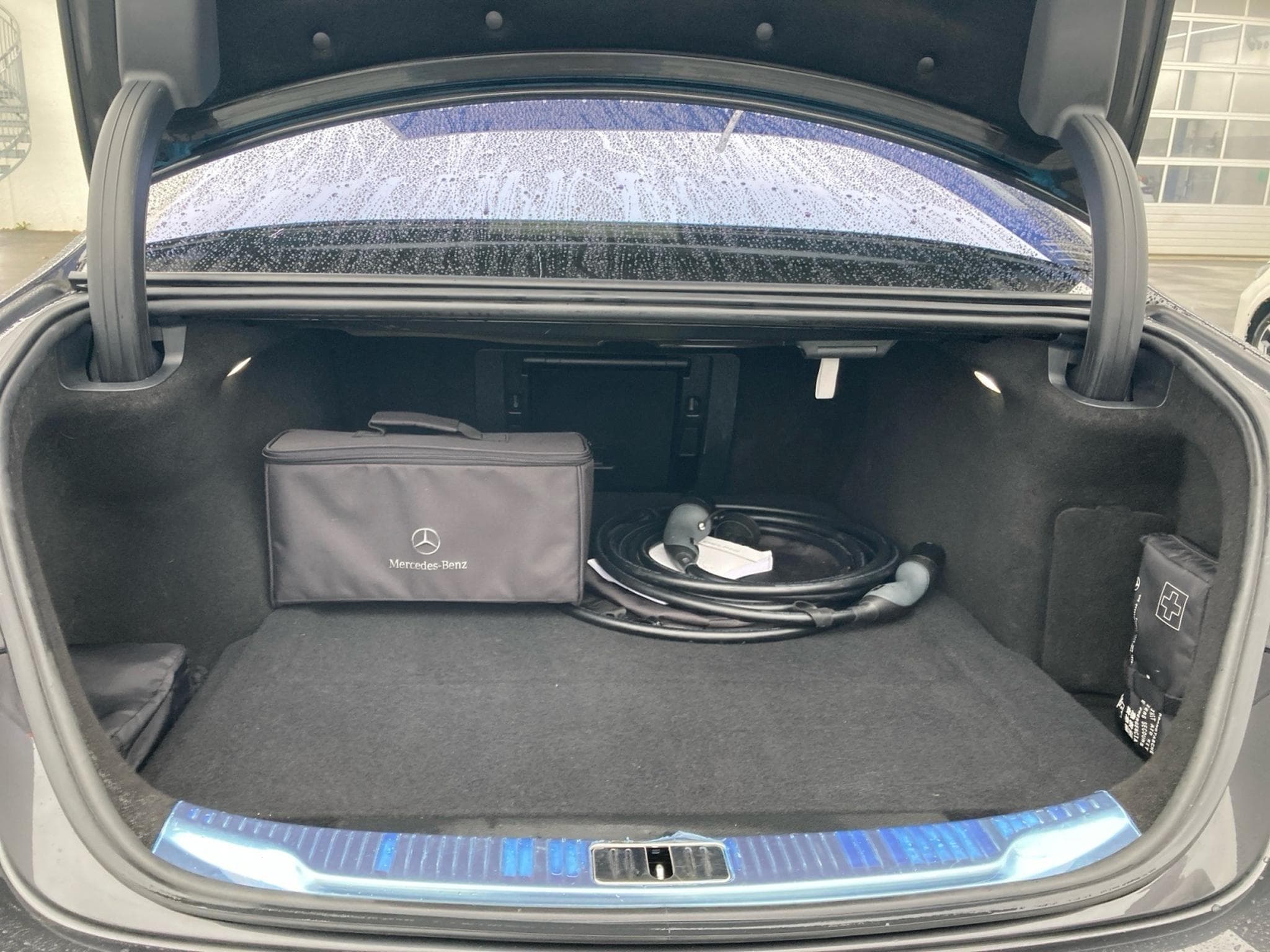 Mercedes S 580 580 e AMG Line Lang Energizing + Chauffeur (2024) - Photo 6