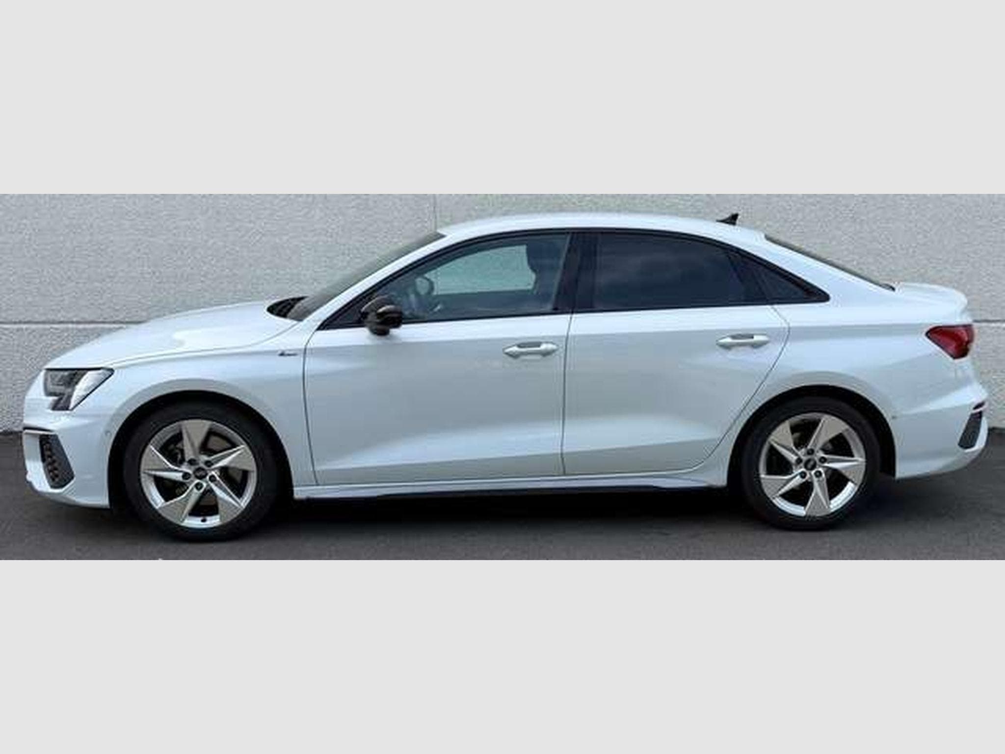Audi A3 A3 35 TFSI S line (2021) - Photo 5