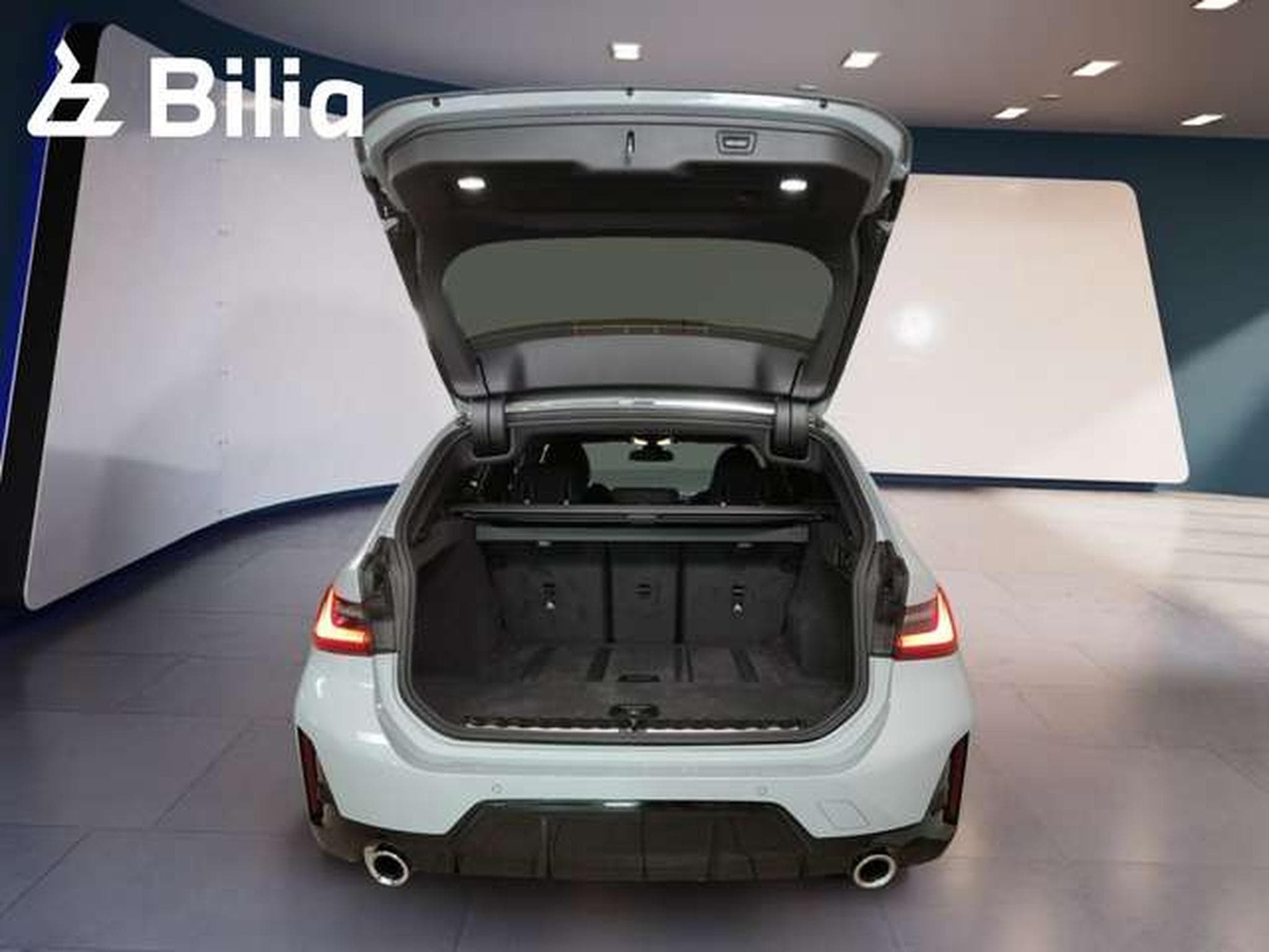 BMW 320 d xDrive Head-Up HiFi DAB LED (2025) - Photo 10