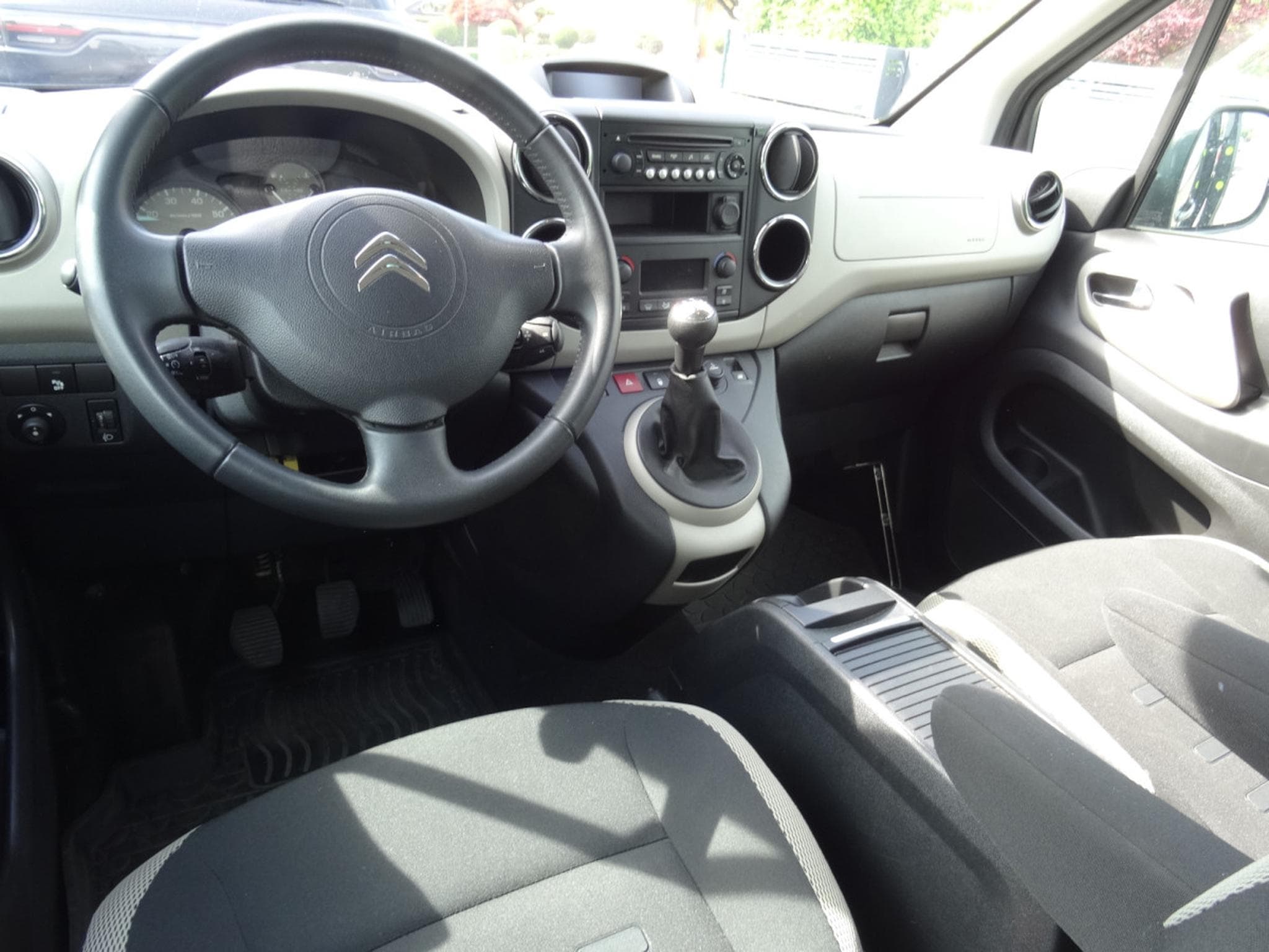 Citroën Berlingo Multispace Exclusive 1.6  HDi 114 CV (2013) - Photo 5