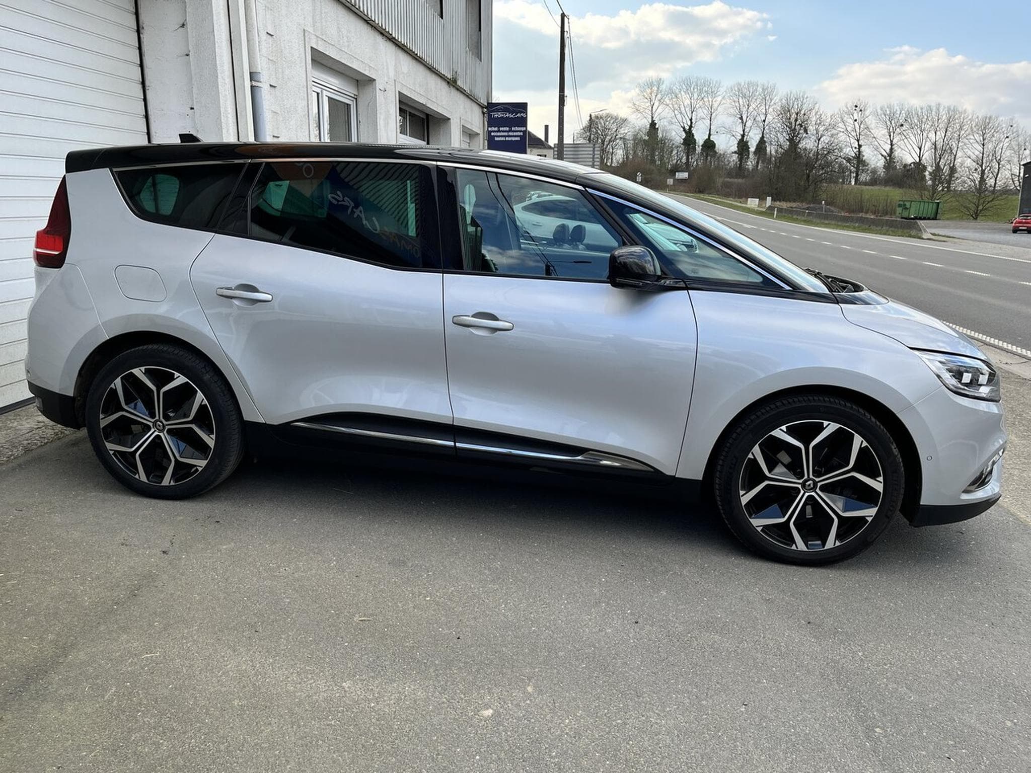 Renault Scenic 1300 ESSENCE 140 CH  - 7 PLACES - GARANTIE !! (2021) - Photo 7