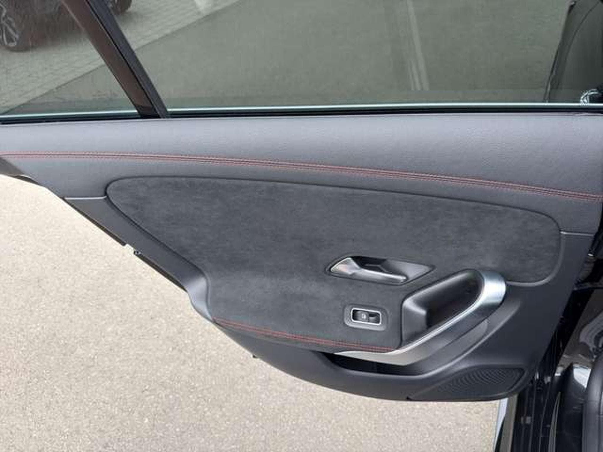 Mercedes CLA 200 AMG Line (2023) - Photo 26
