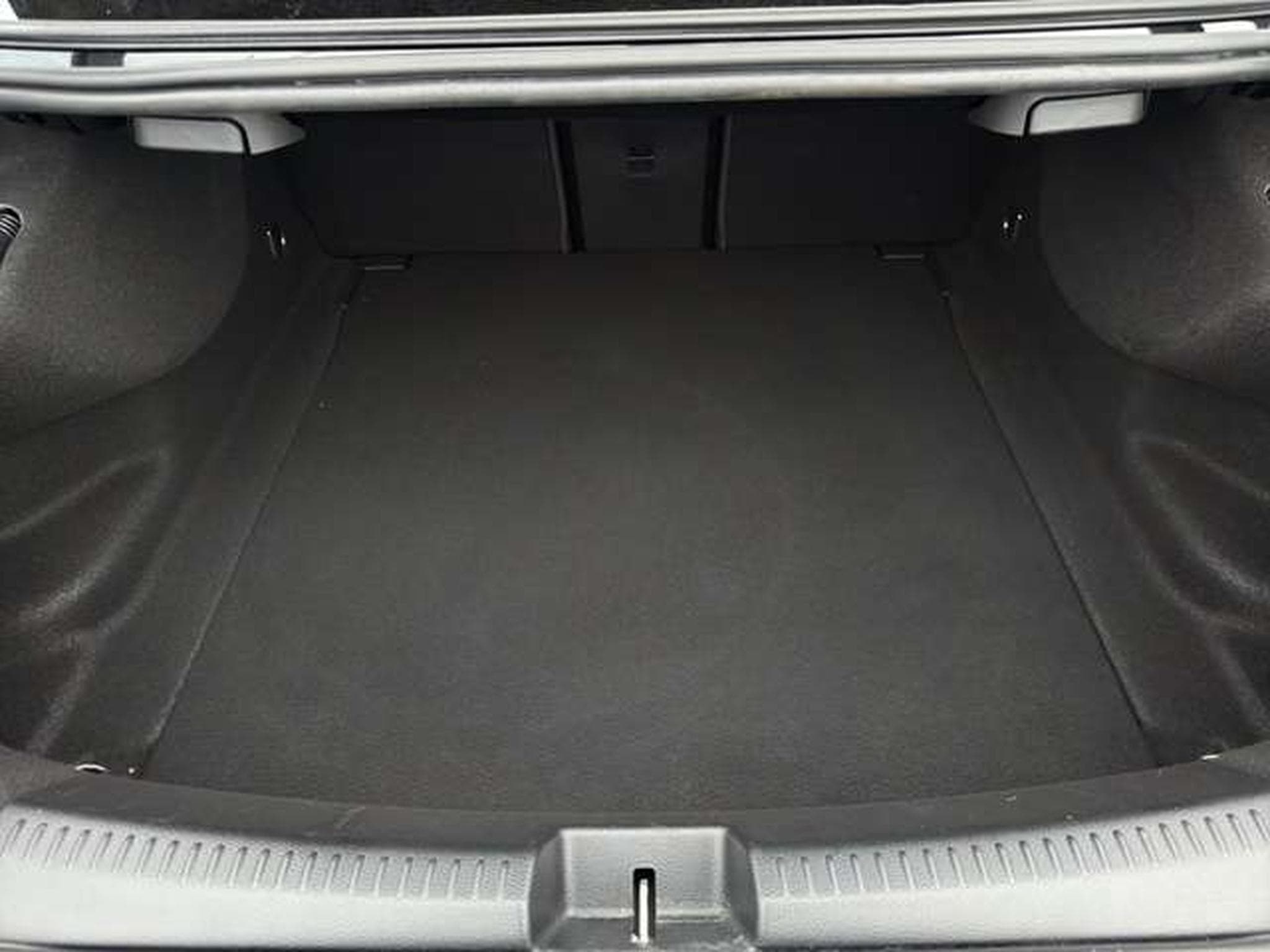 Mercedes CLA 200 AMG Line (2023) - Photo 27