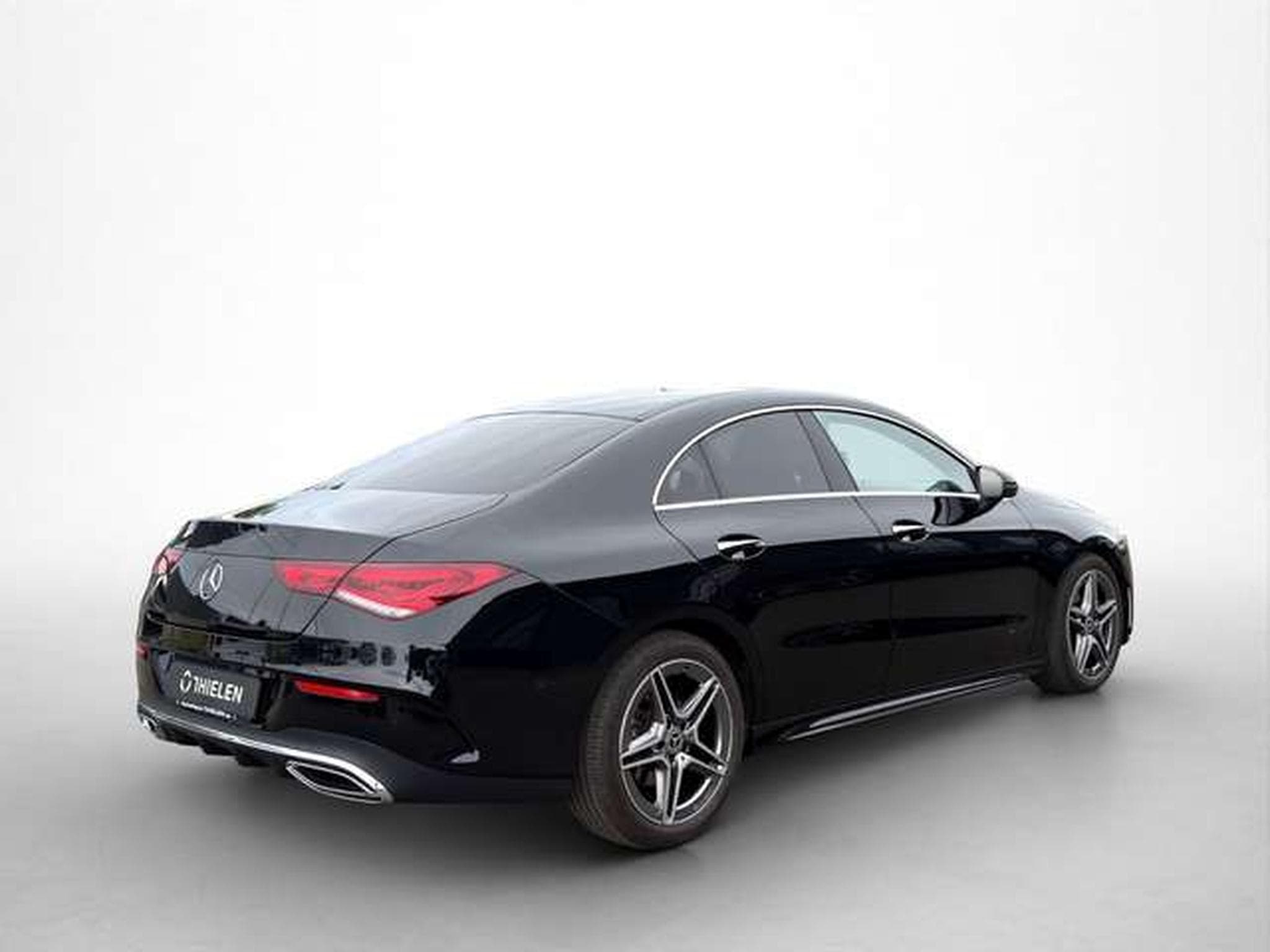 Mercedes CLA 200 AMG Line (2023) - Photo 6